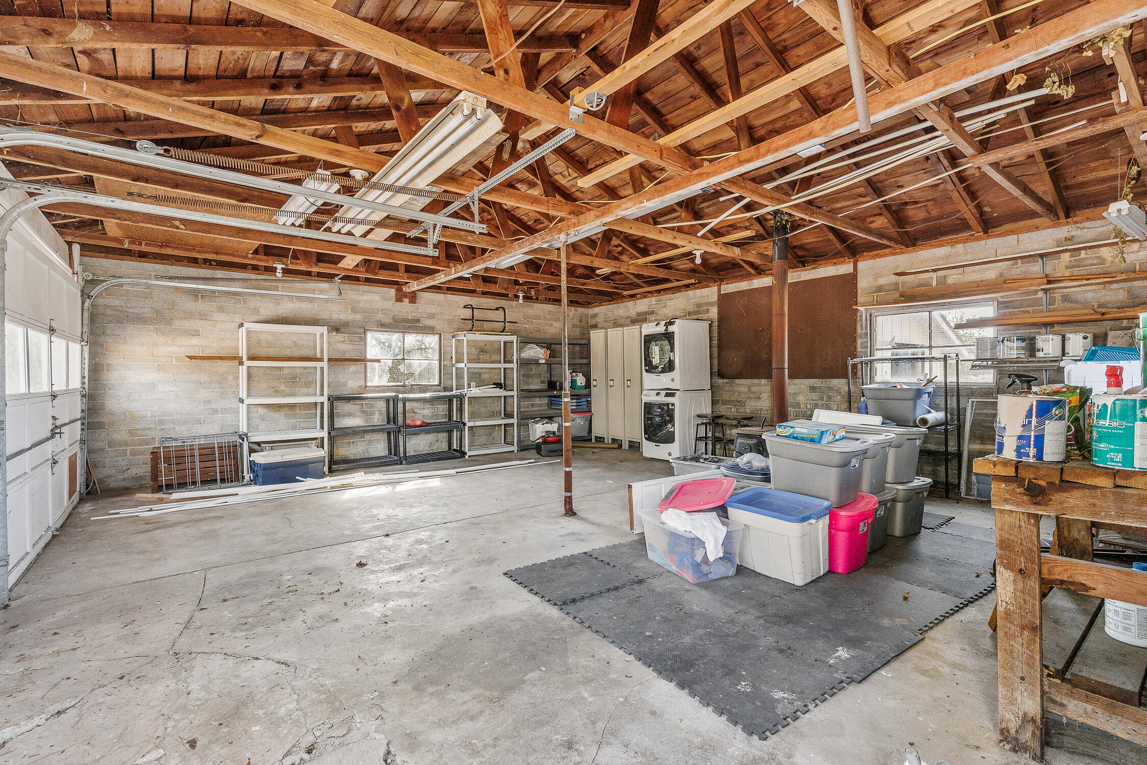 536 SE Ladd Springs Rd