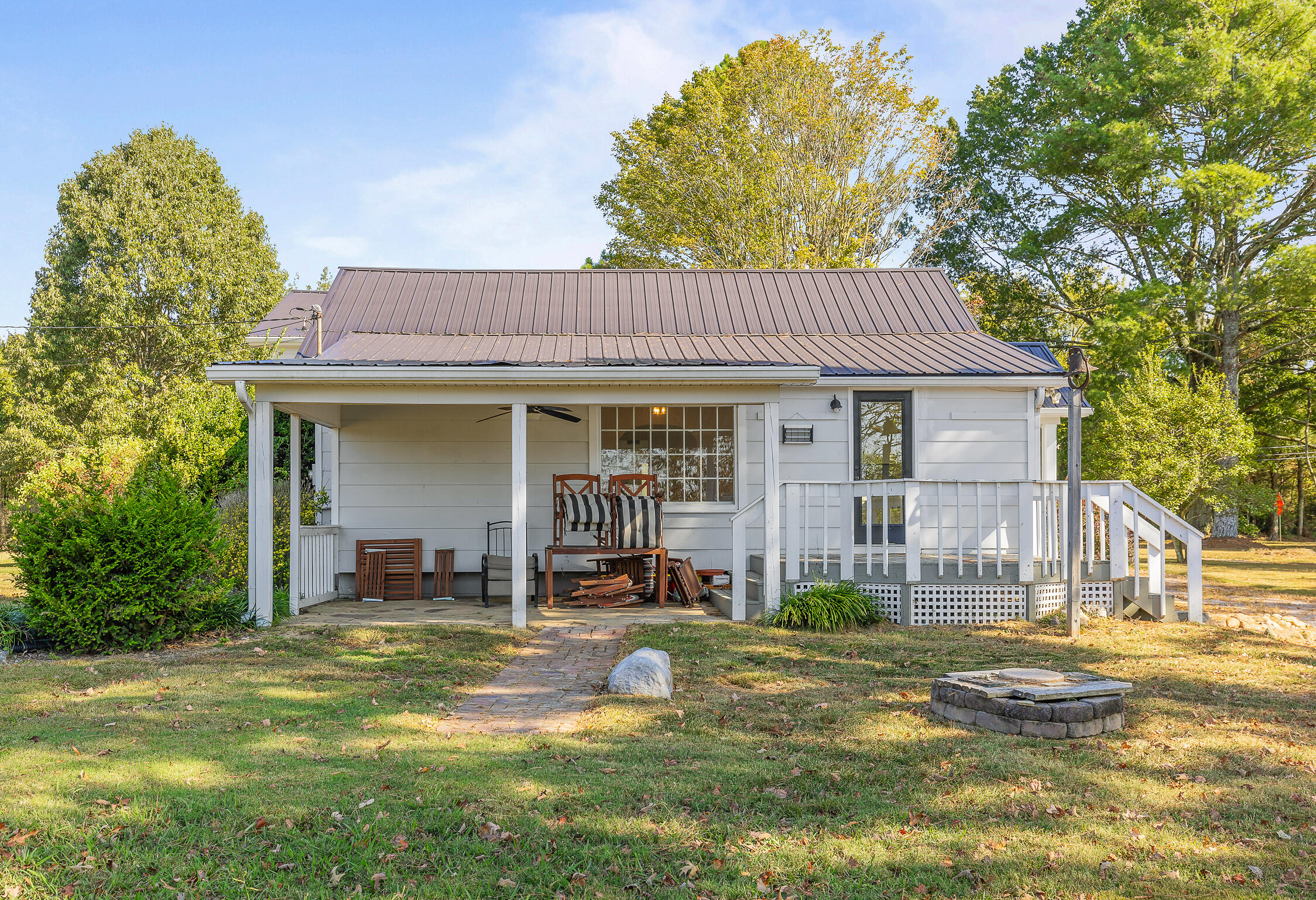 536 SE Ladd Springs Rd