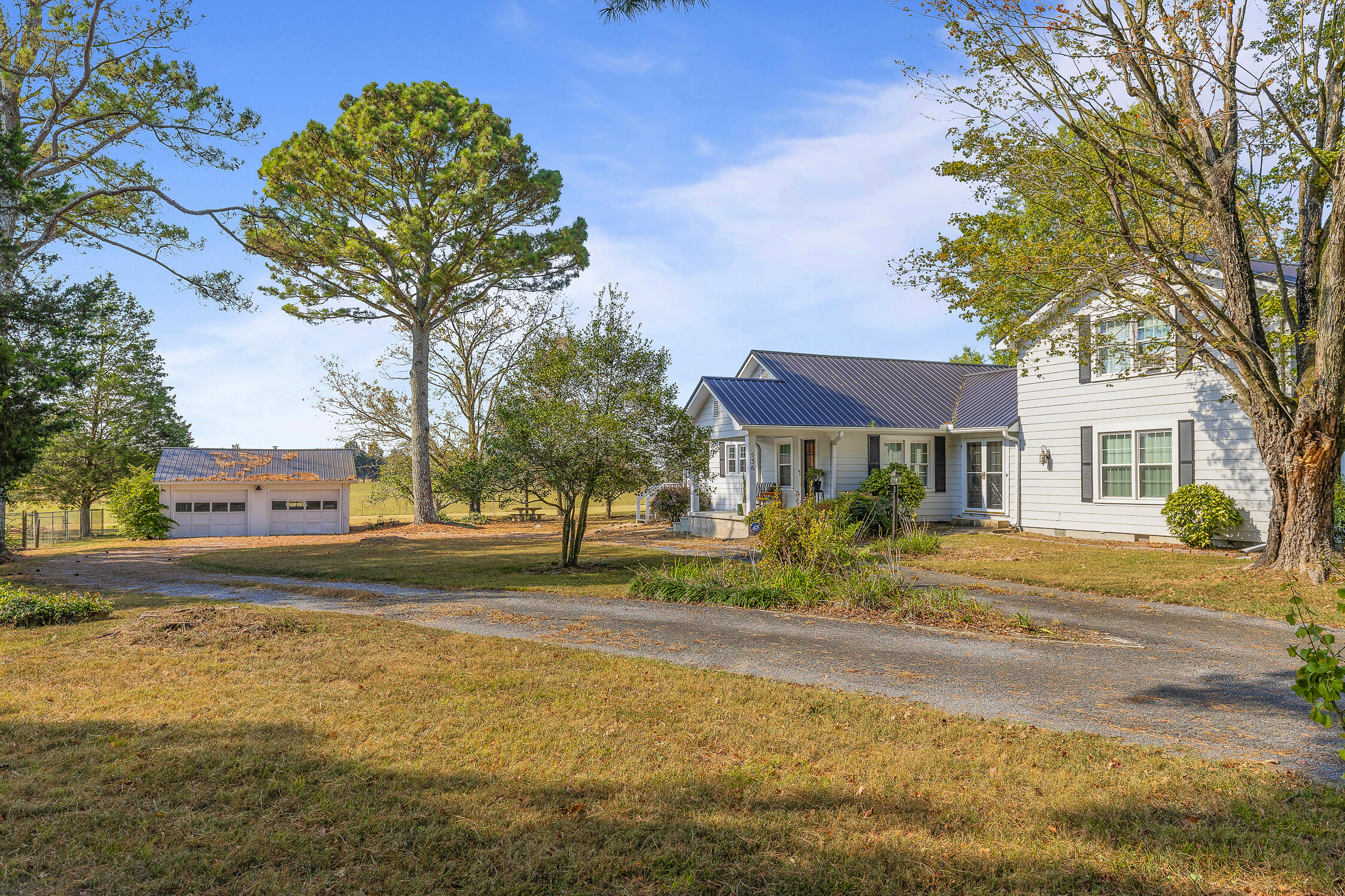 536 SE Ladd Springs Rd