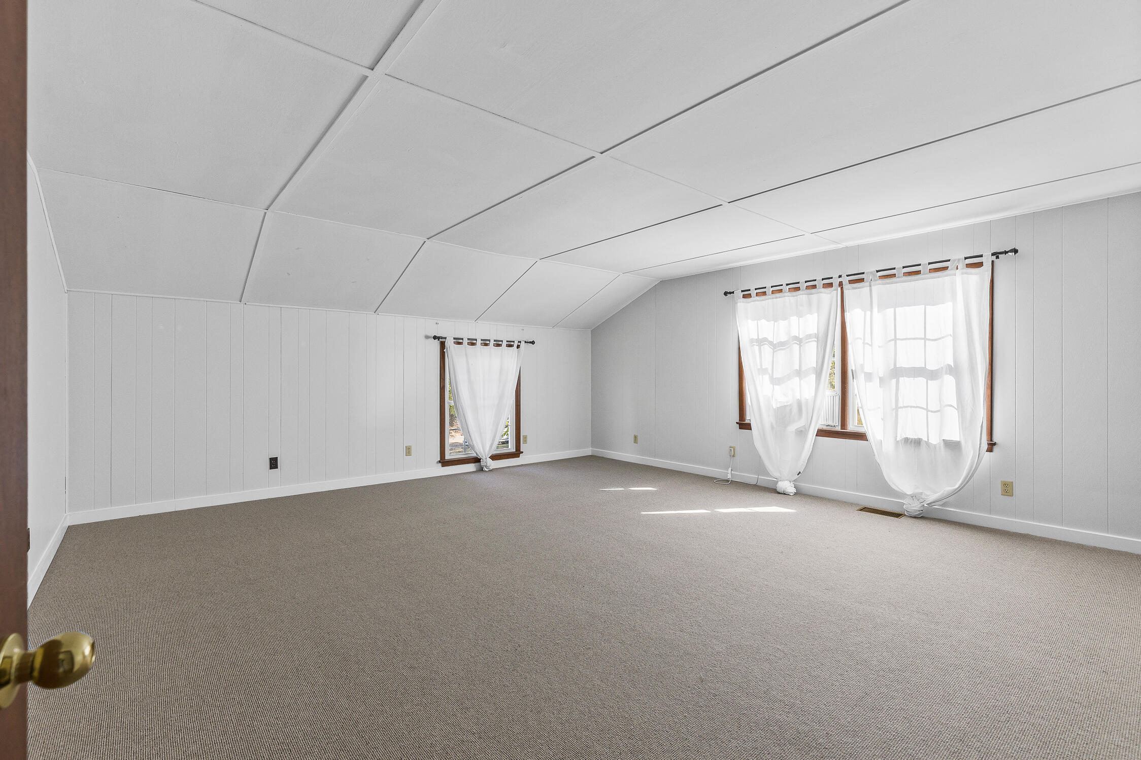 536 SE Ladd Springs Rd