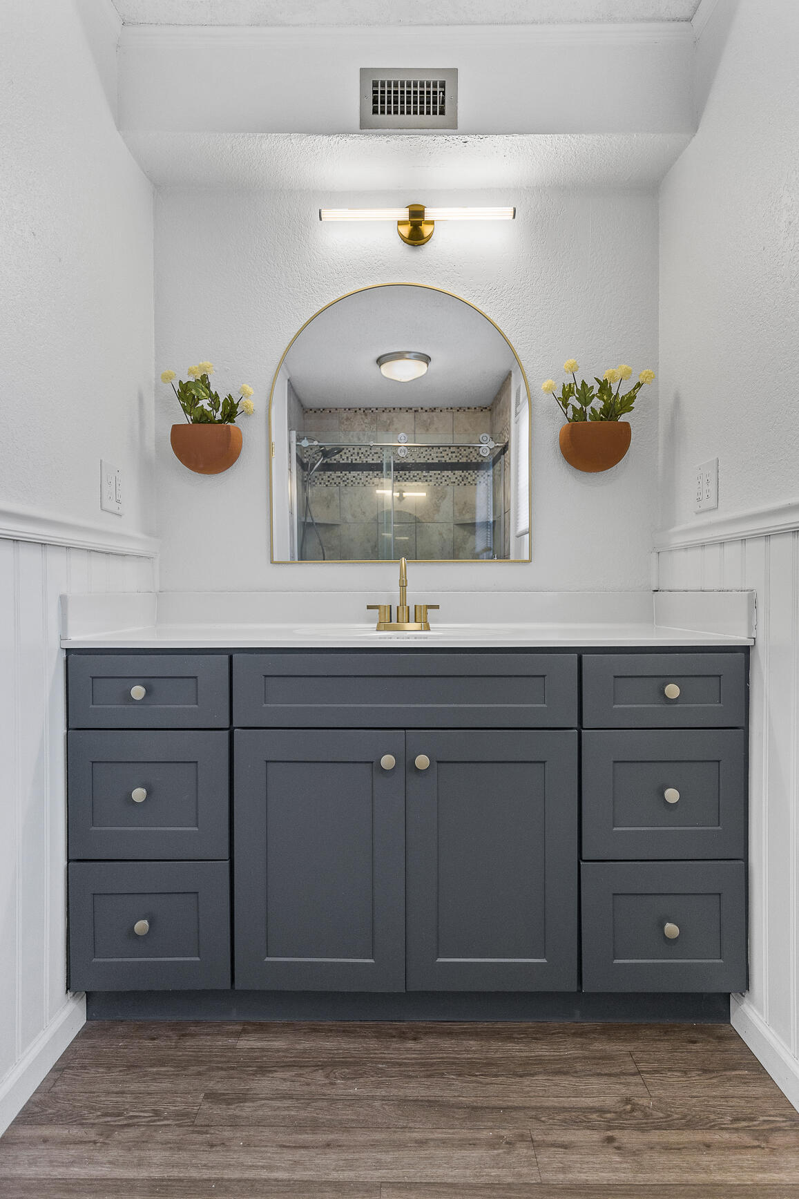 536 SE Ladd Springs Rd