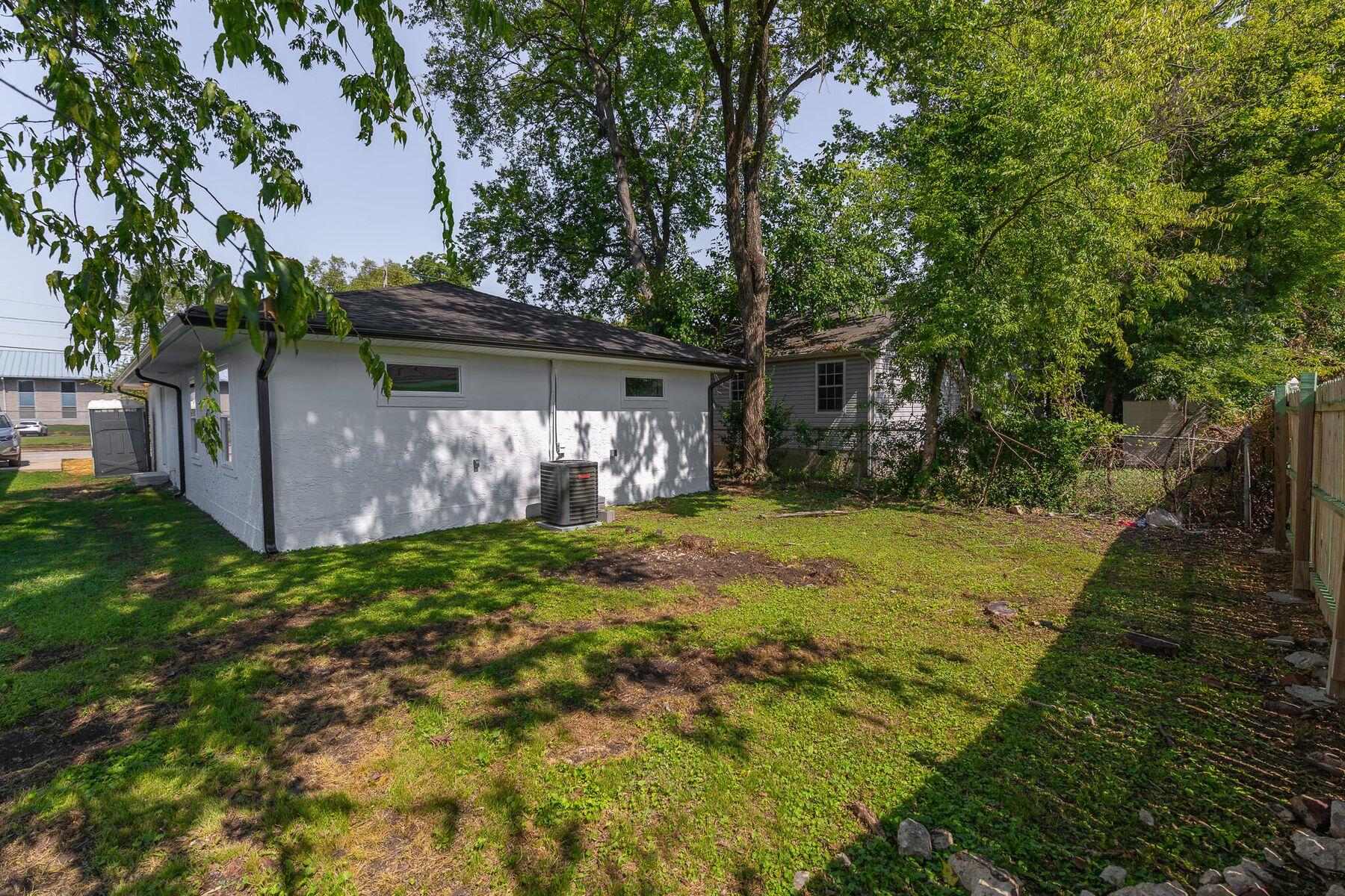 612 N Greenwood Ave