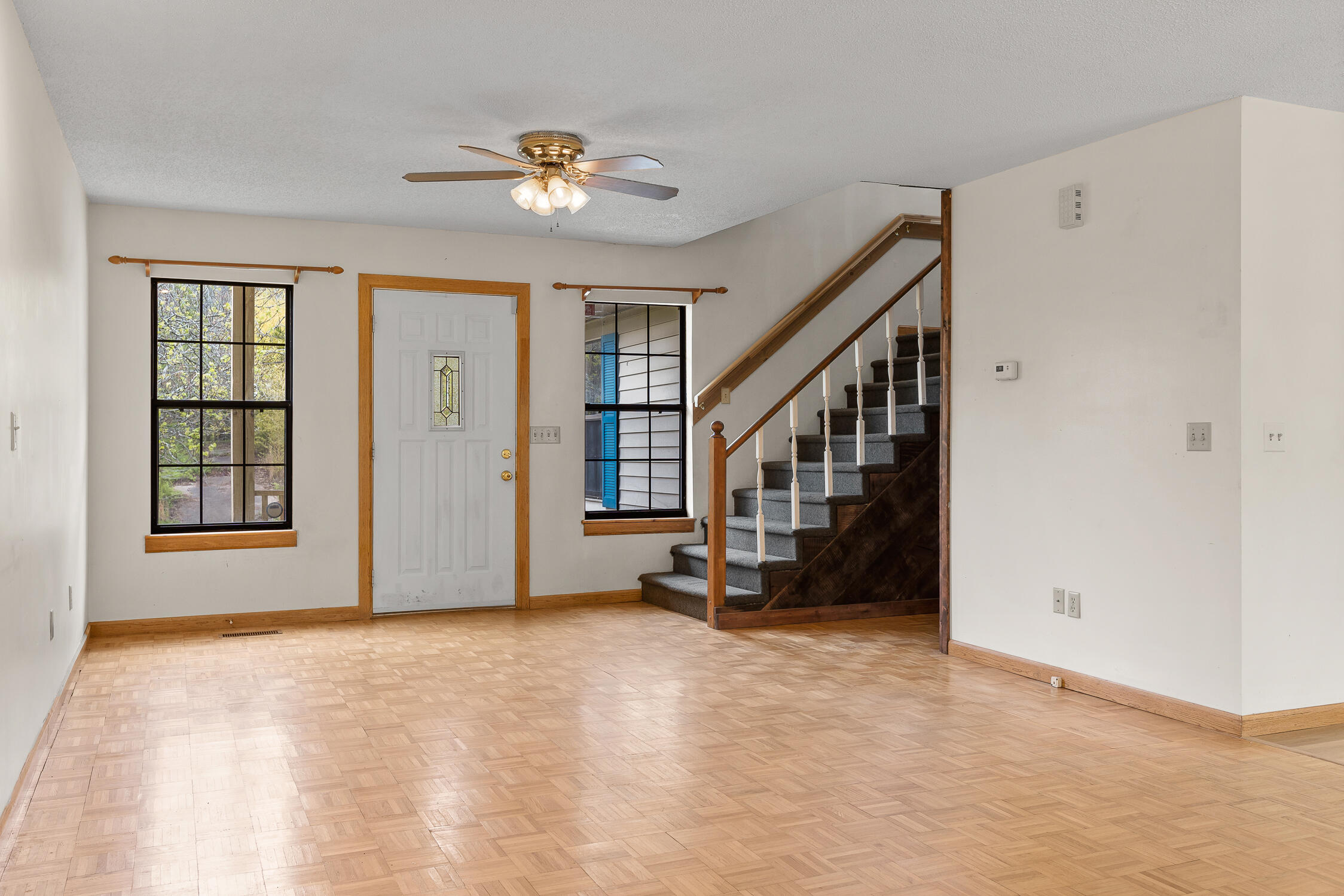 216 Pinecrest Drive