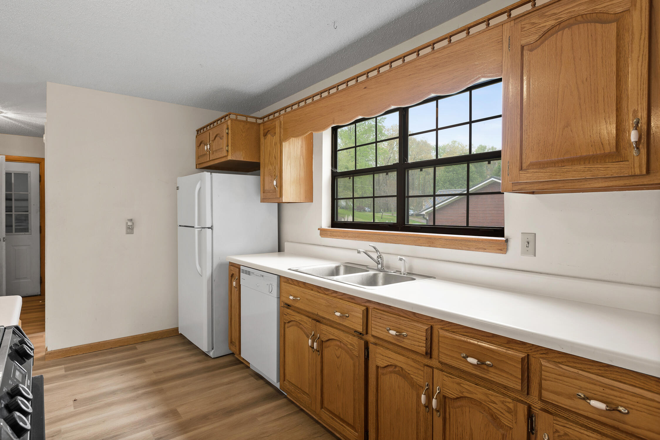 216 Pinecrest Drive