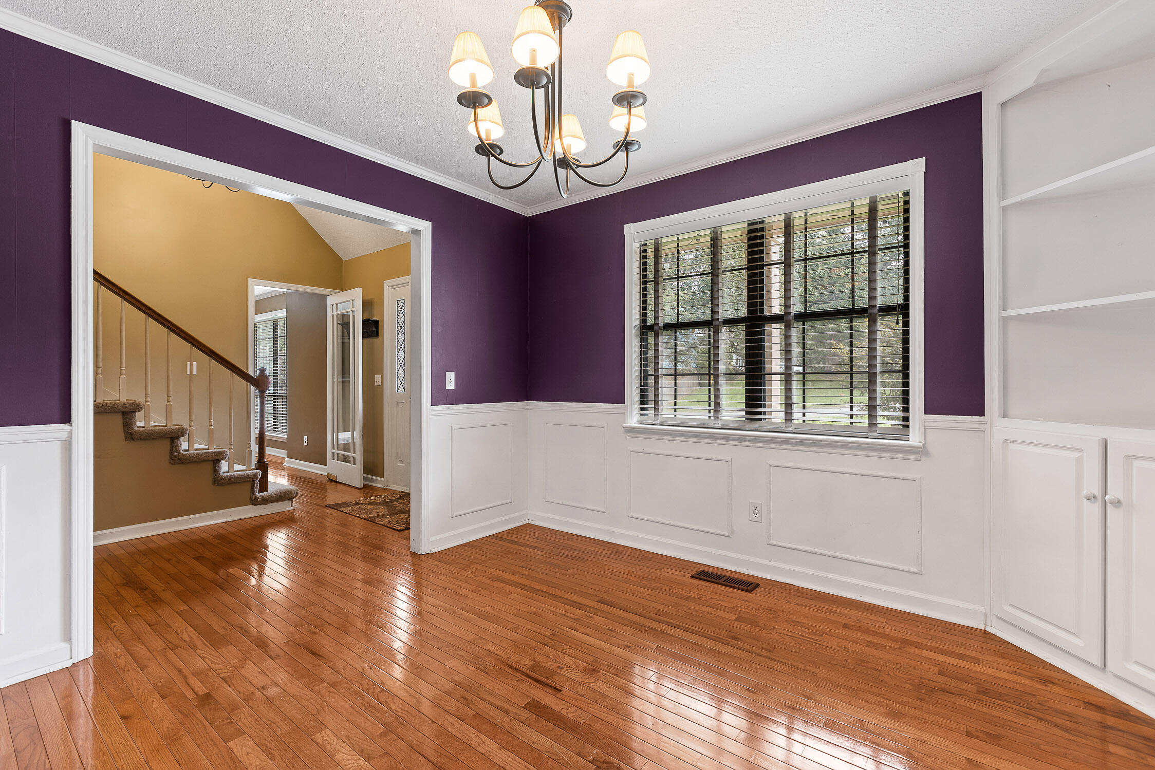 934 Stone Crest Circle