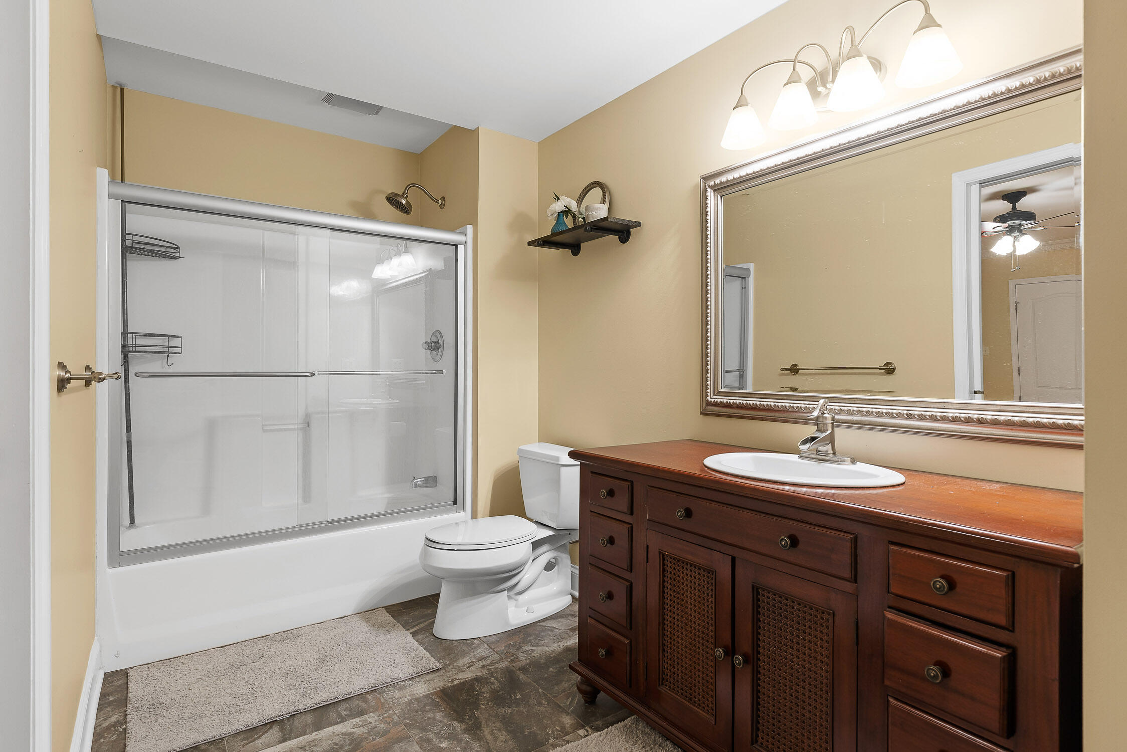 934 Stone Crest Circle