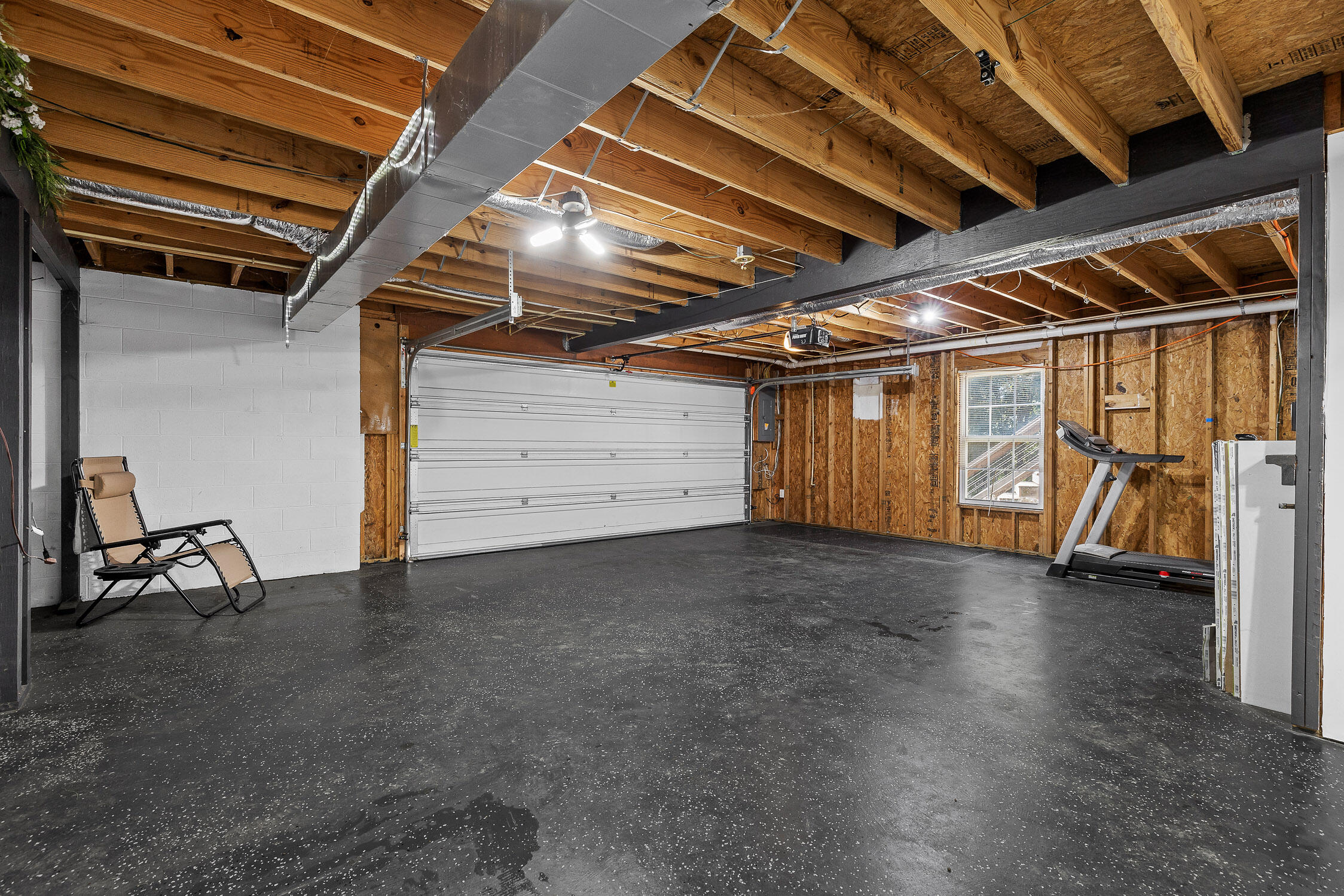 121 Ruth Way SW