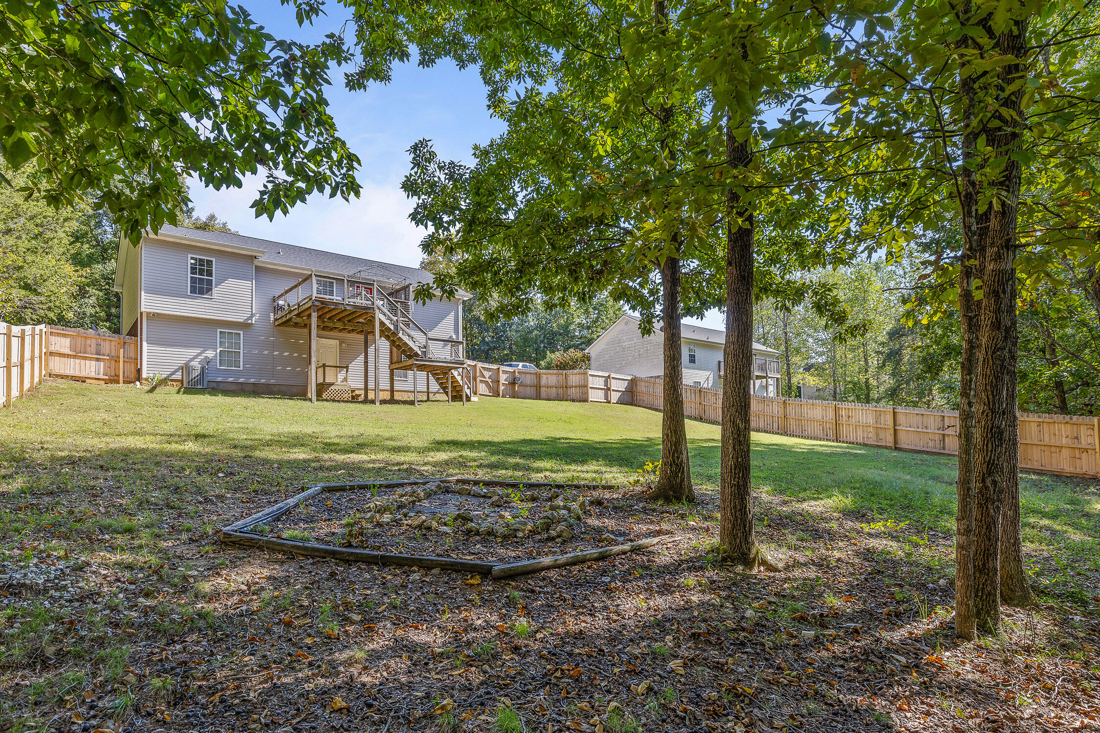 121 Ruth Way SW