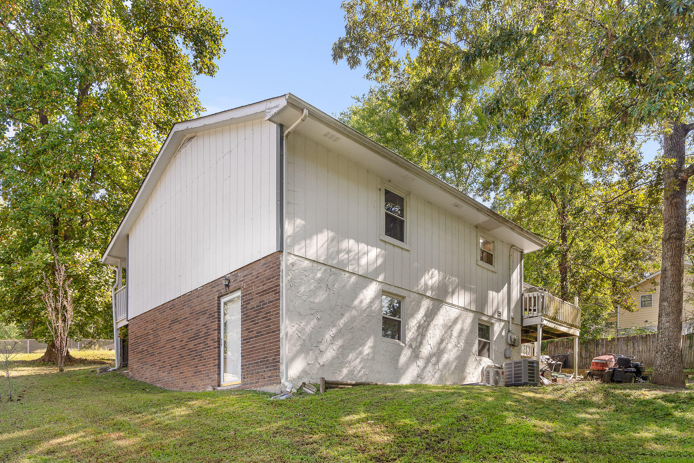 8919 E Ridge Trail Road