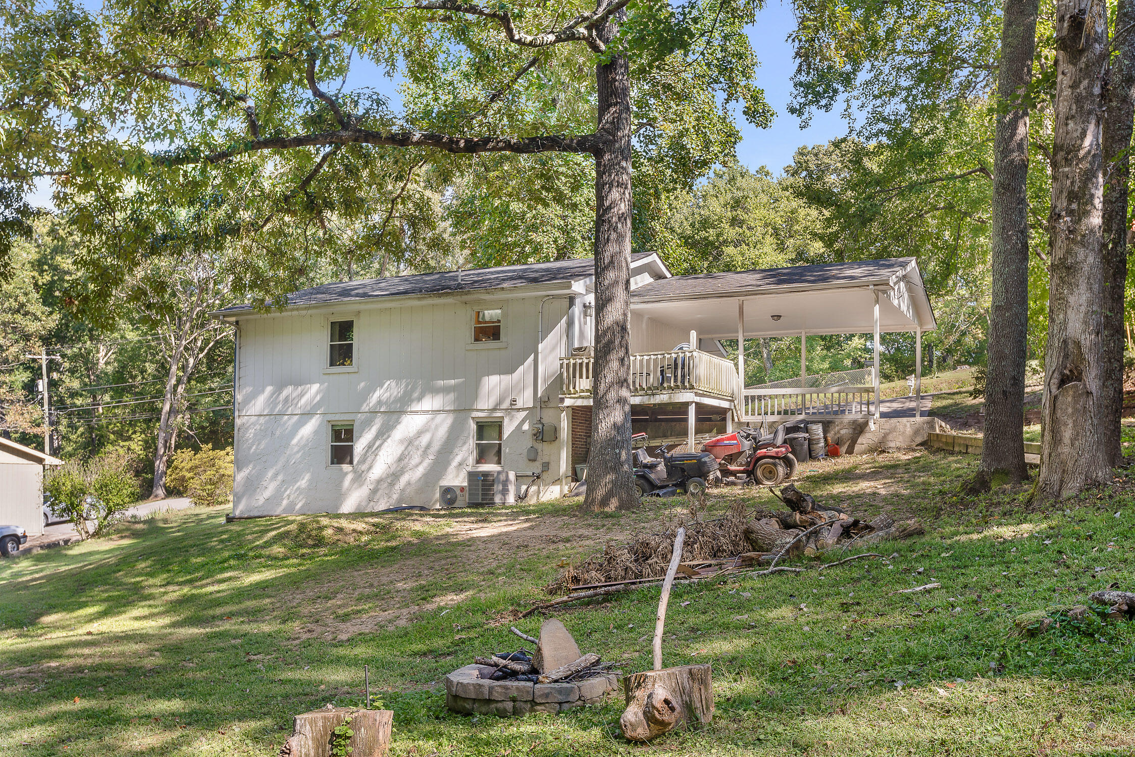 8919 E Ridge Trail Road