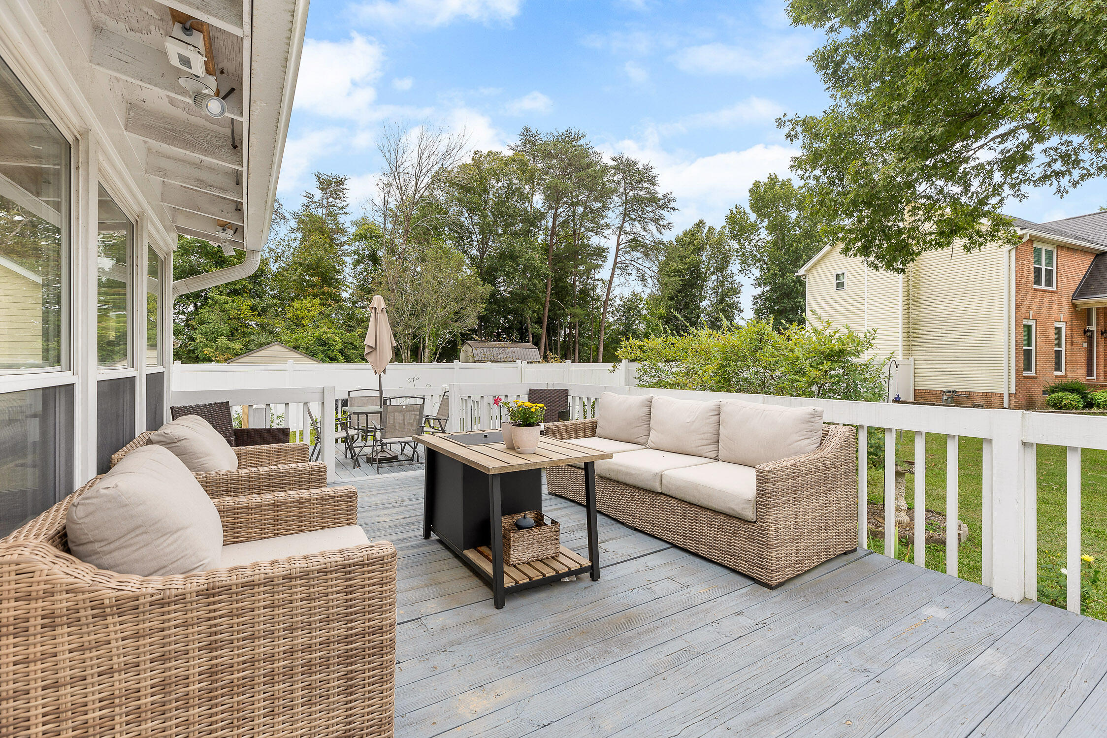 152 Montlake Road