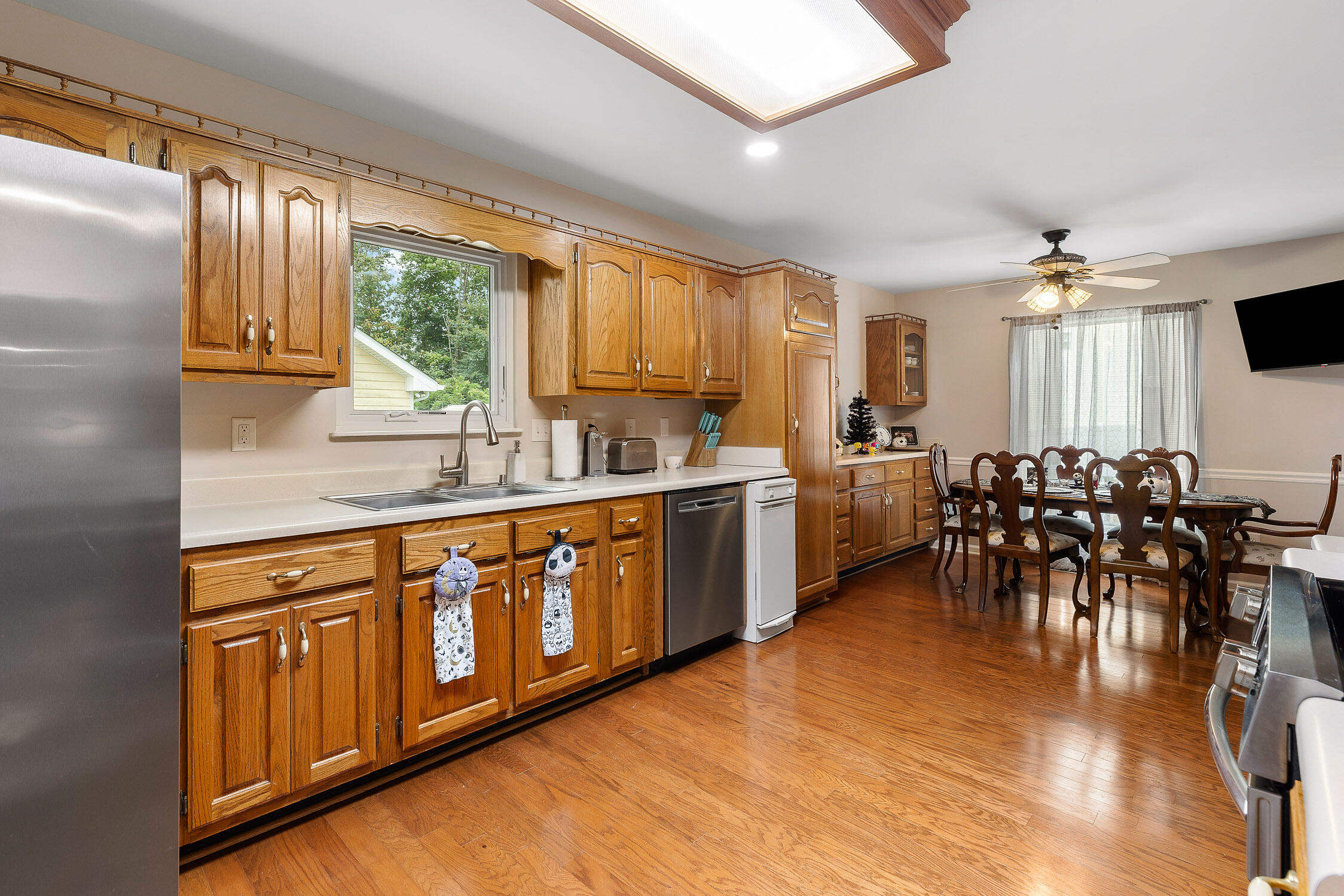 152 Montlake Road