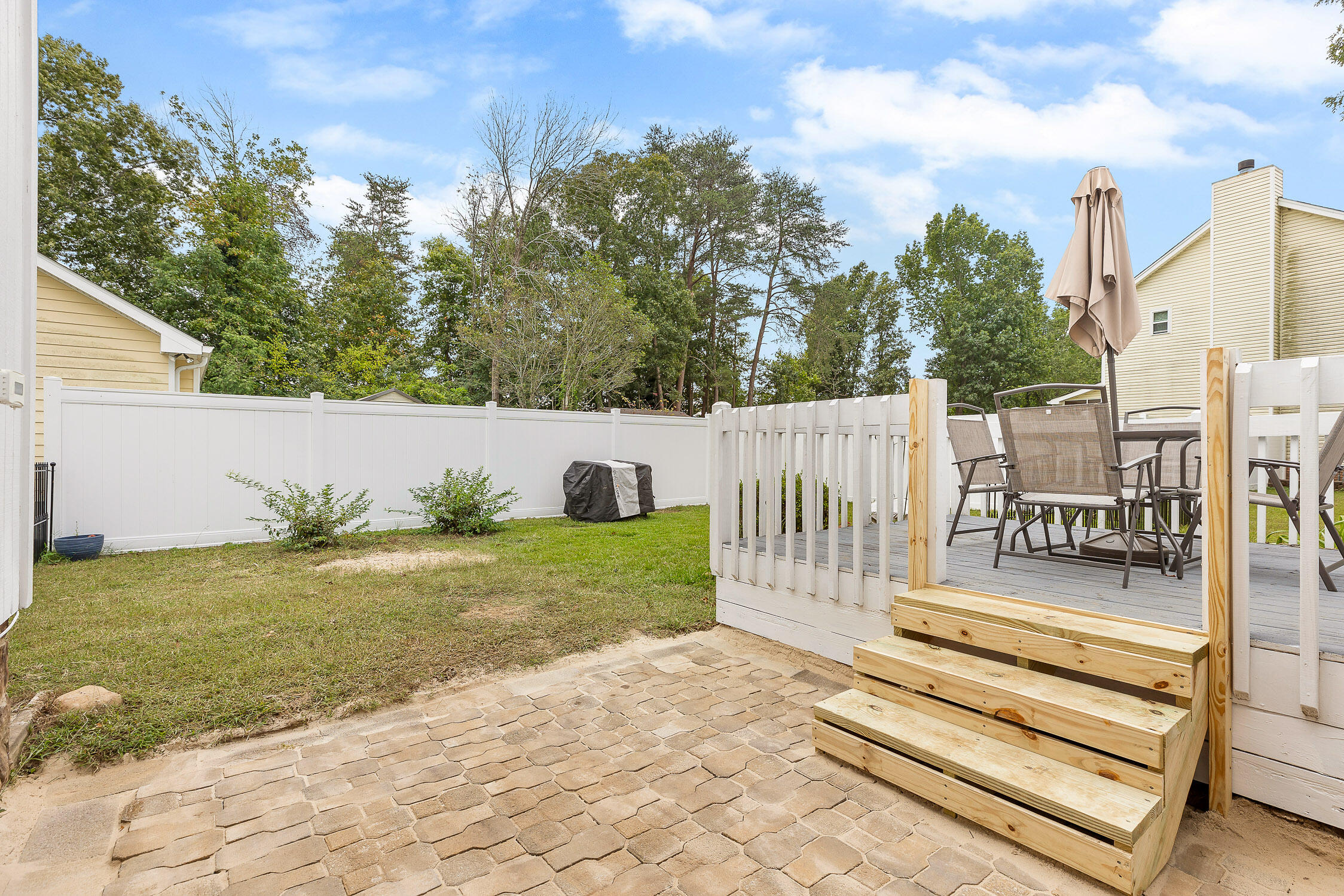 152 Montlake Road