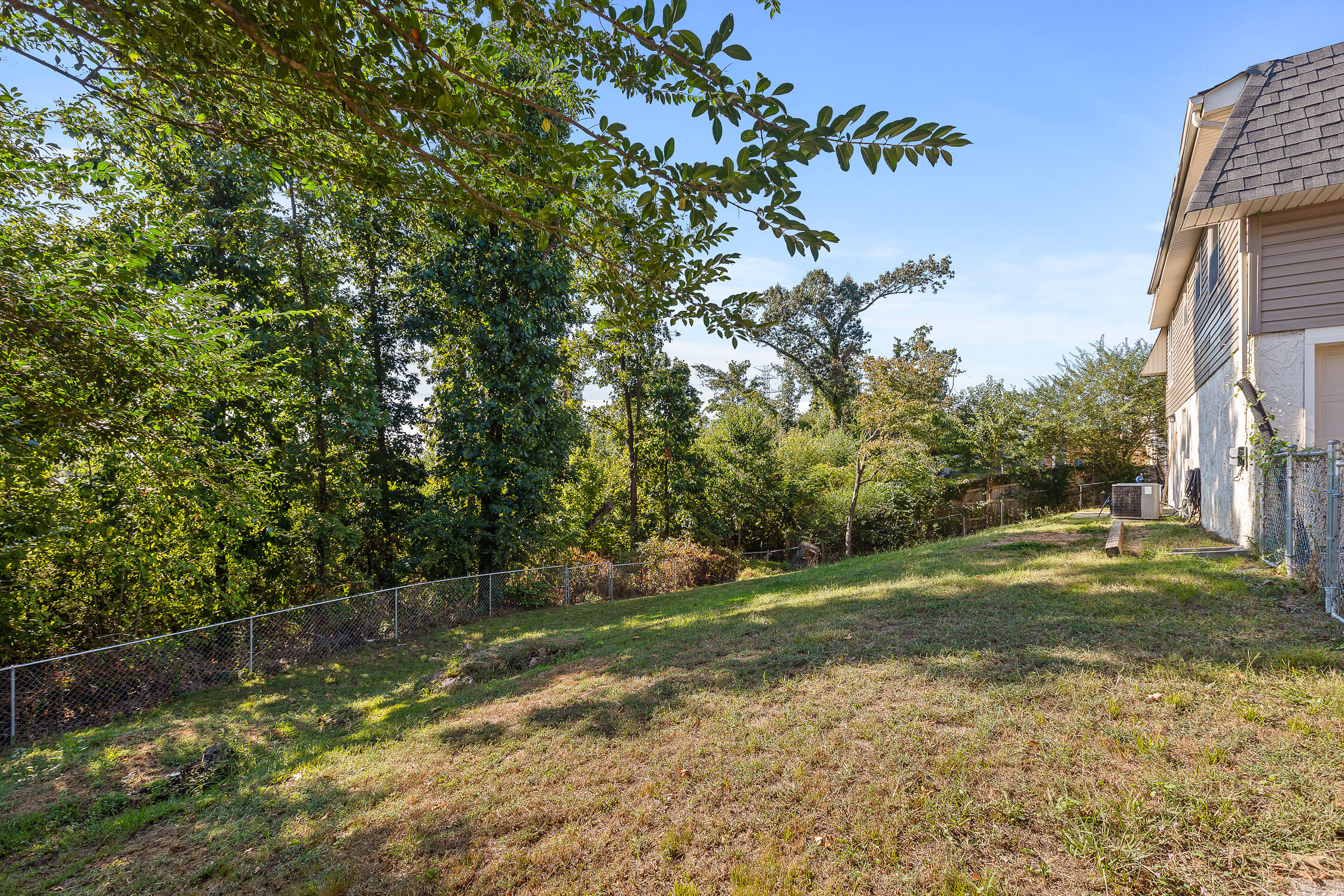 4016 Lost Oaks Drive