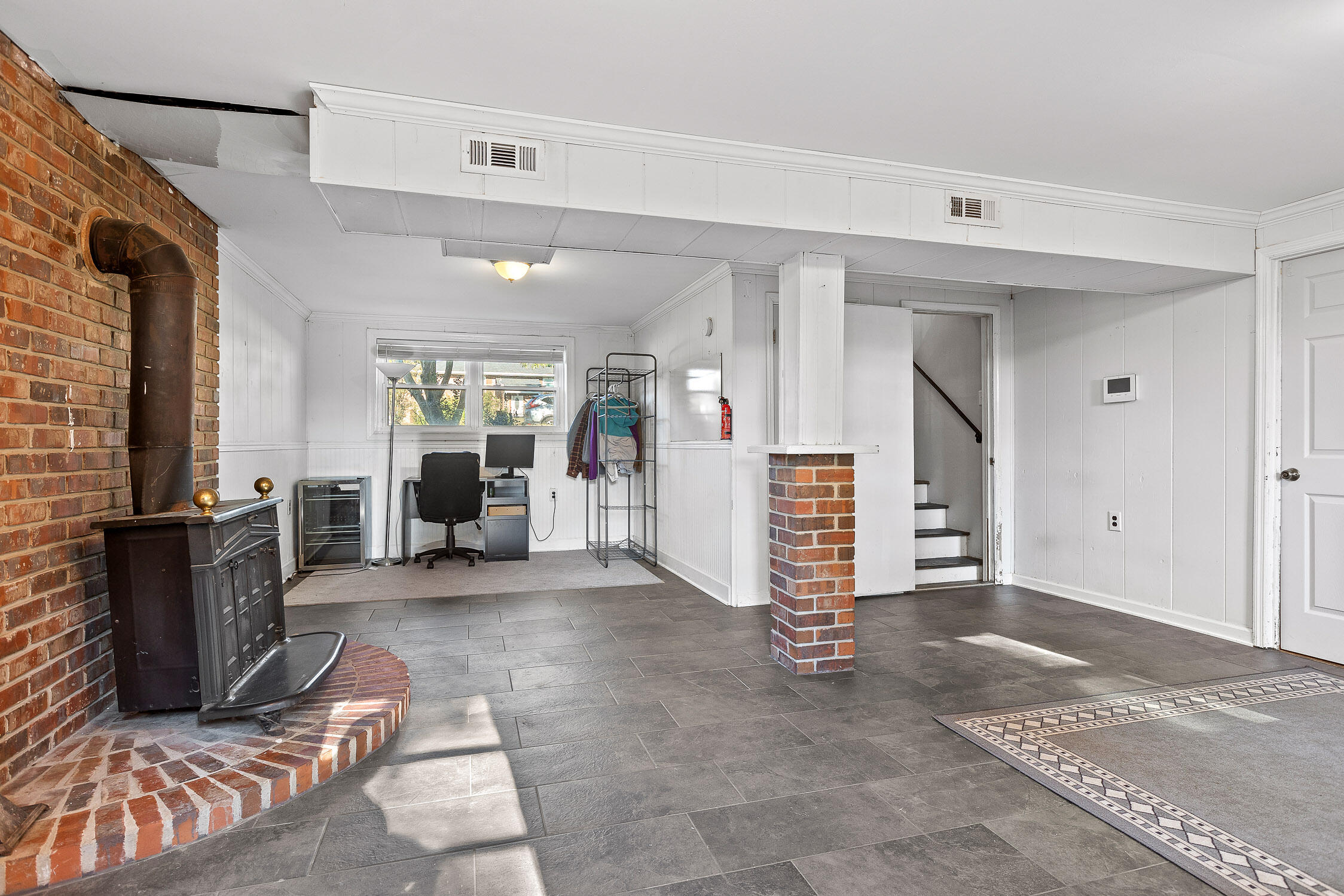 4016 Lost Oaks Drive