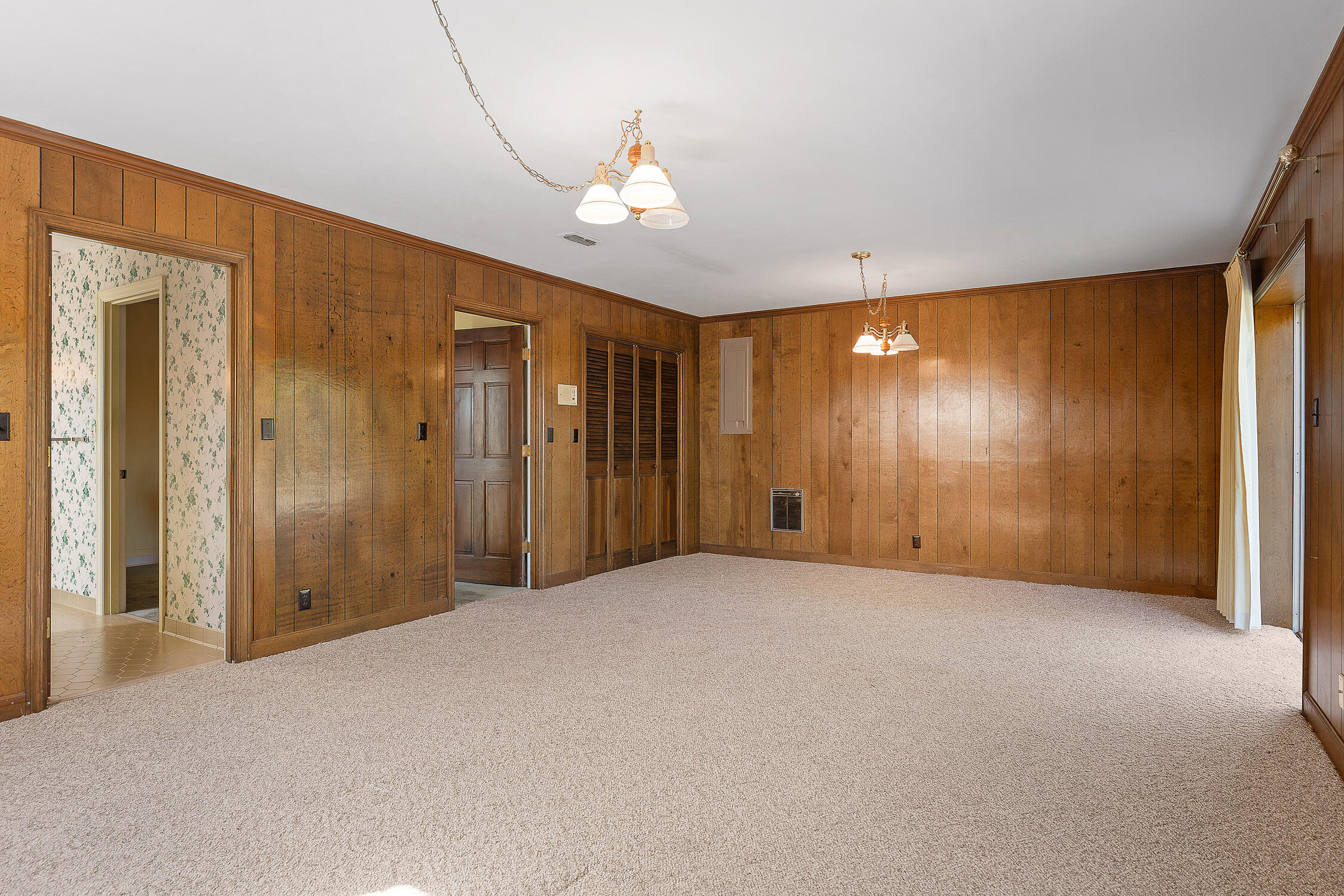 7121 Saratoga Lane