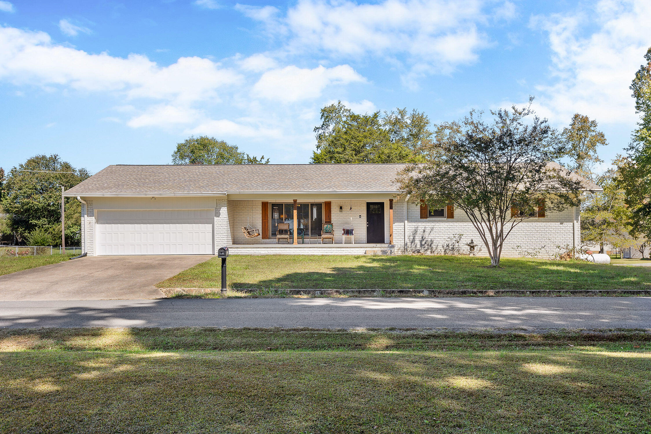 2585 Ashwood Drive SE
