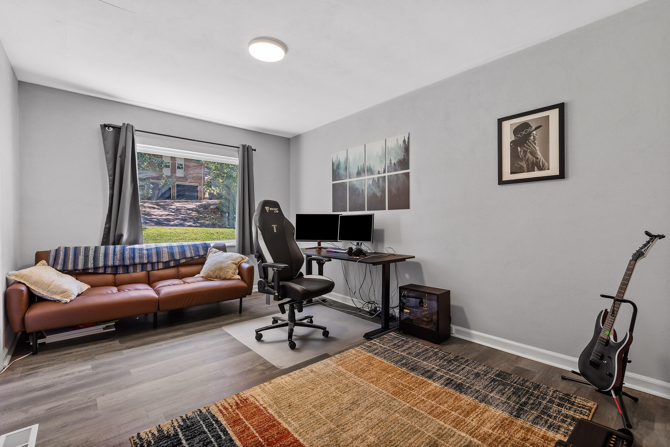 3603 Gleason Drive