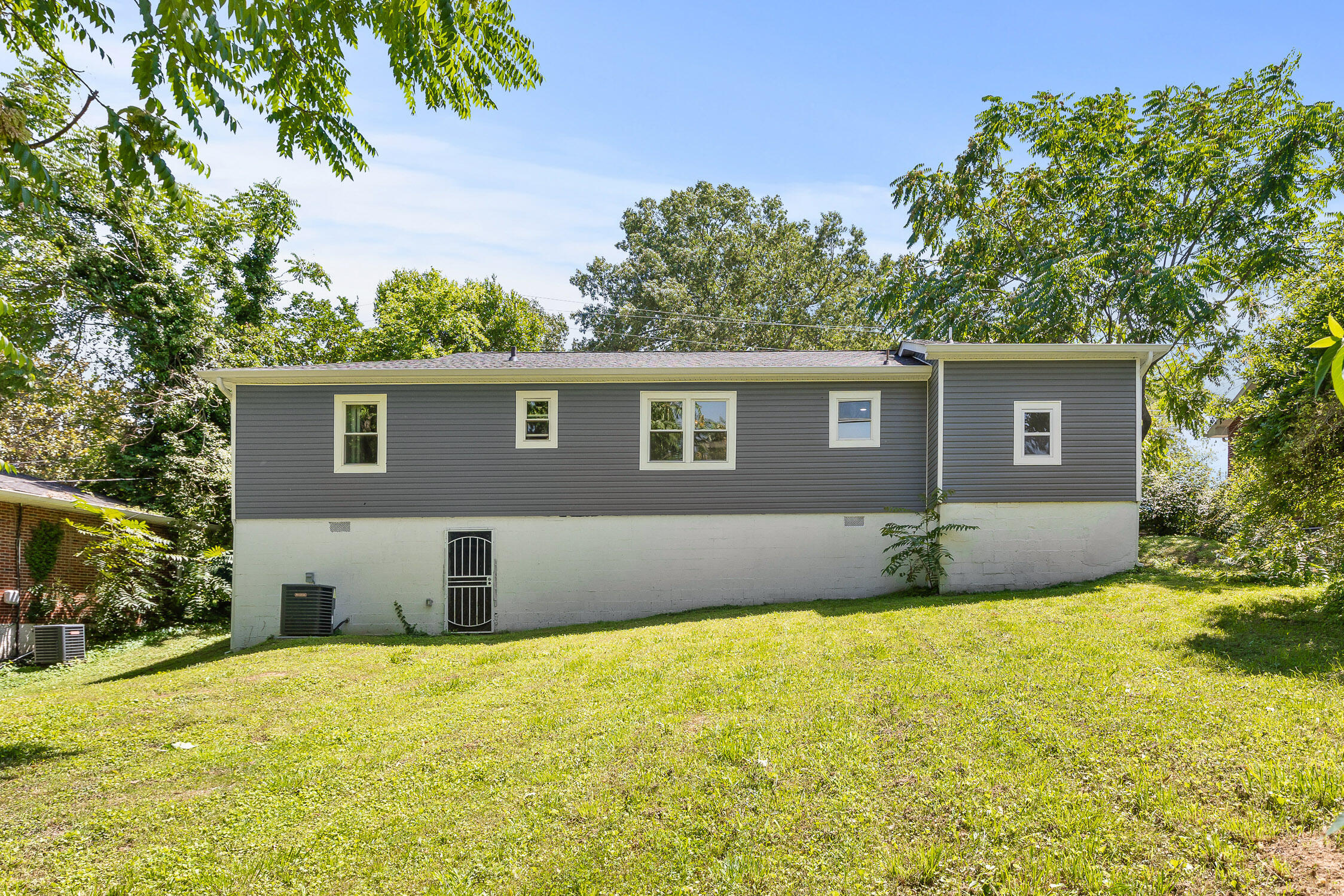 3603 Gleason Drive