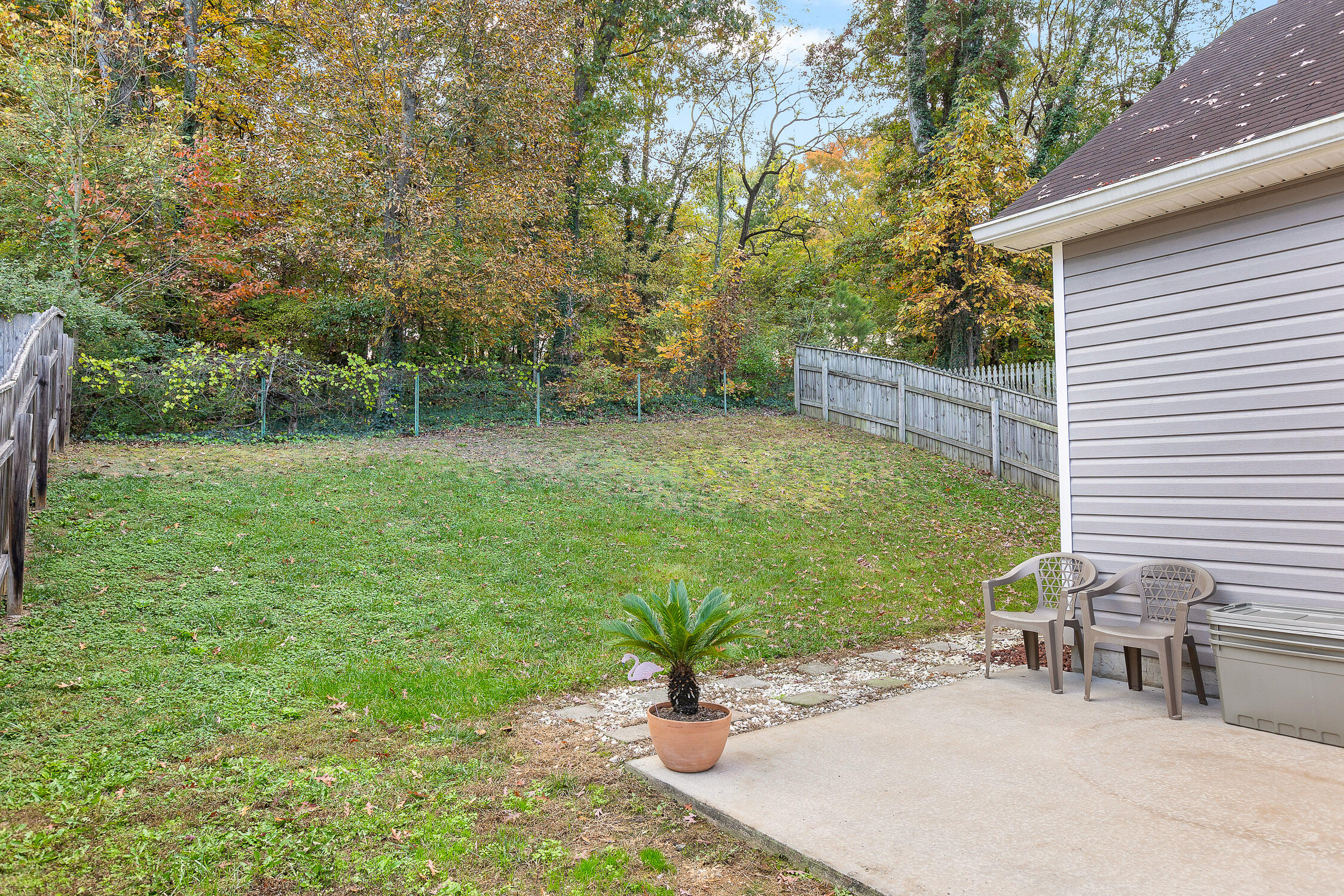 7254 Noah Reid Road