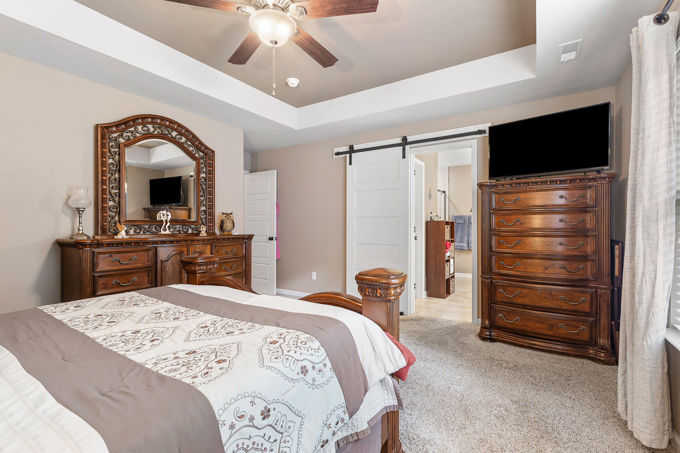 7254 Noah Reid Road