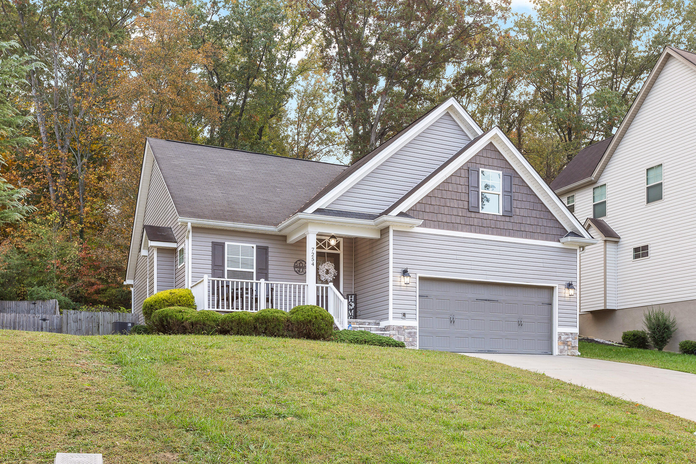 7254 Noah Reid Road