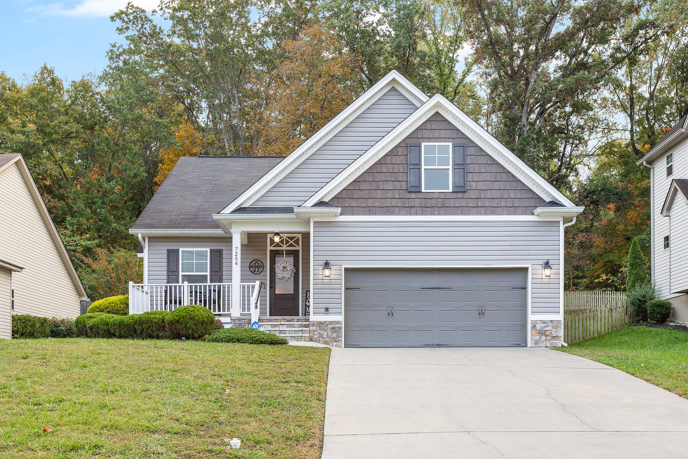7254 Noah Reid Road