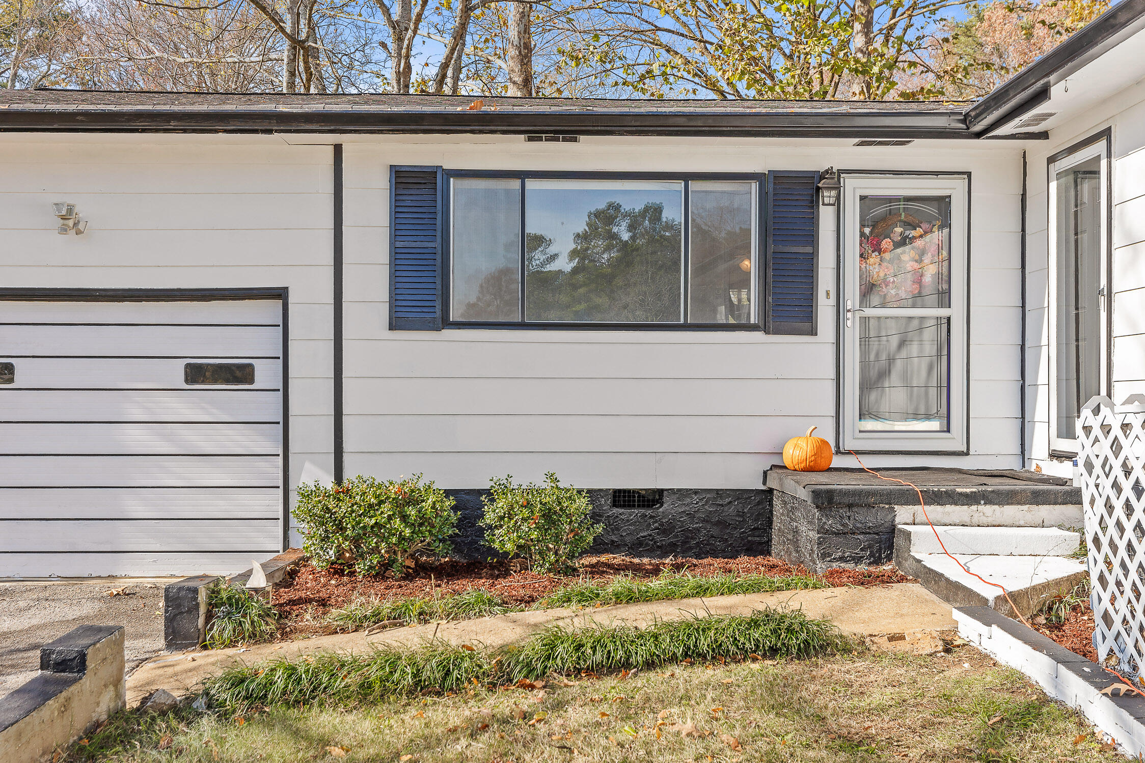 5053 Eller Road