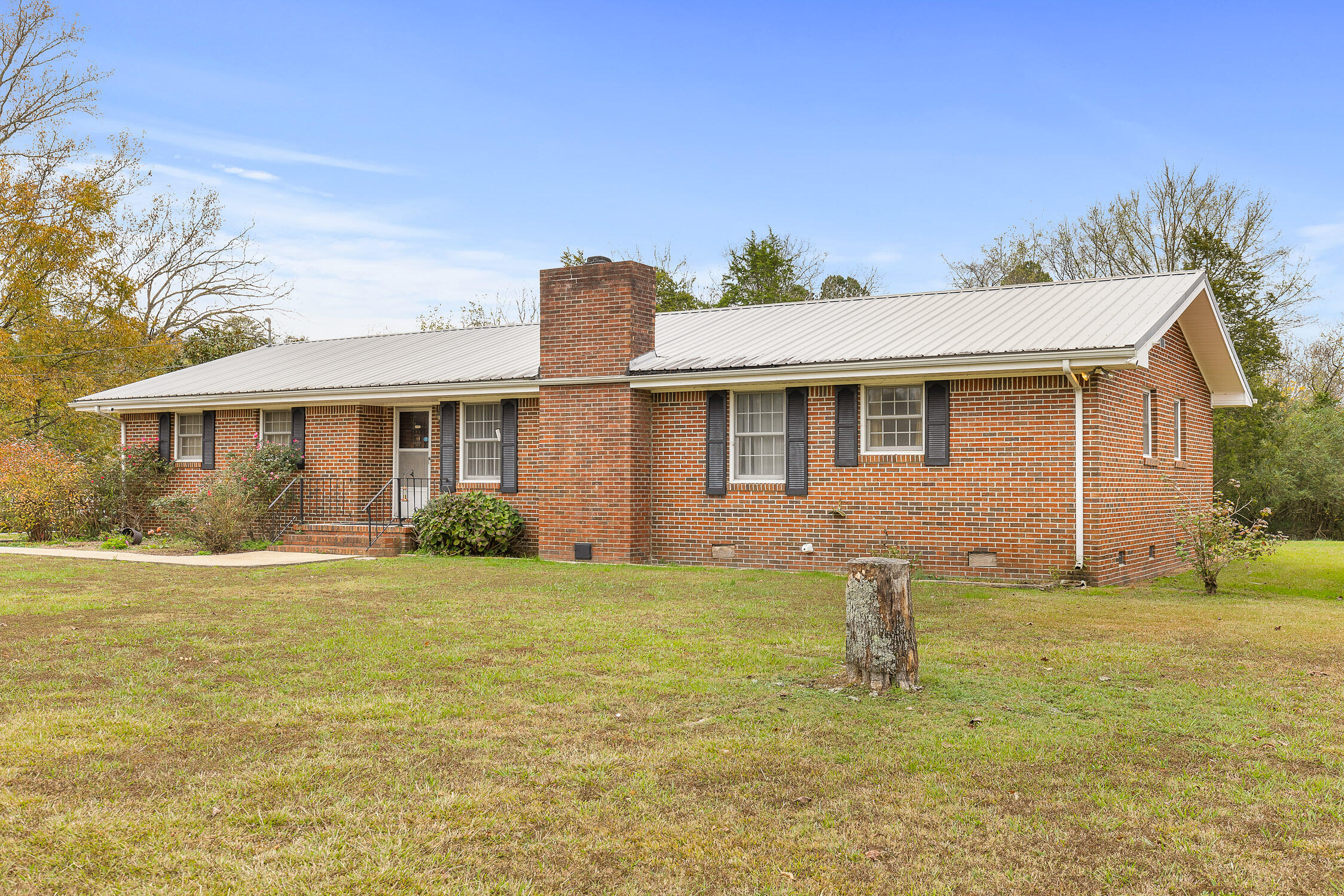 1594 Carl Wood Road