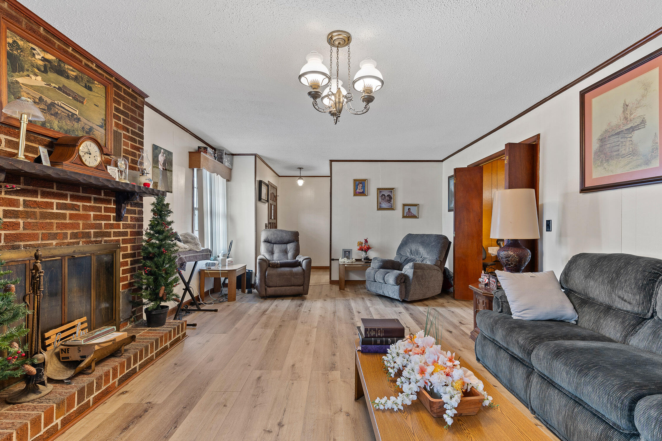 1594 Carl Wood Road