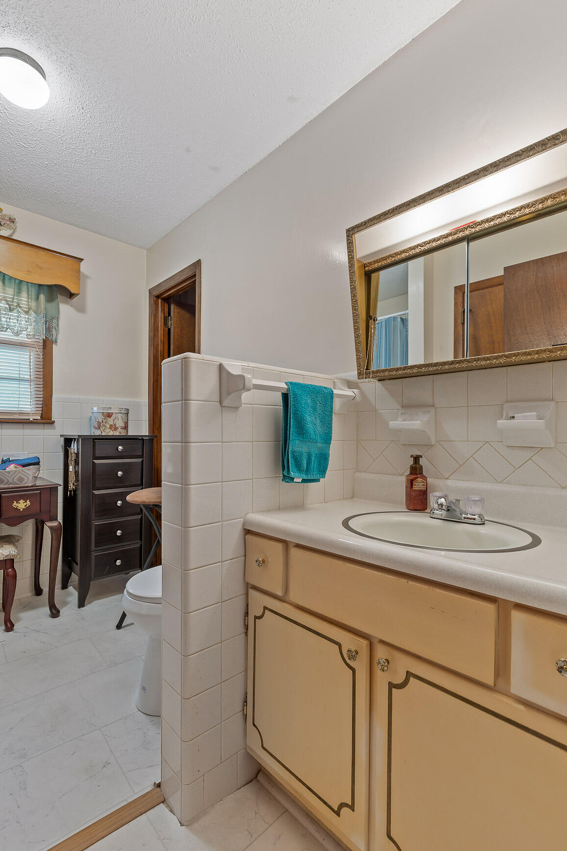 1594 Carl Wood Road