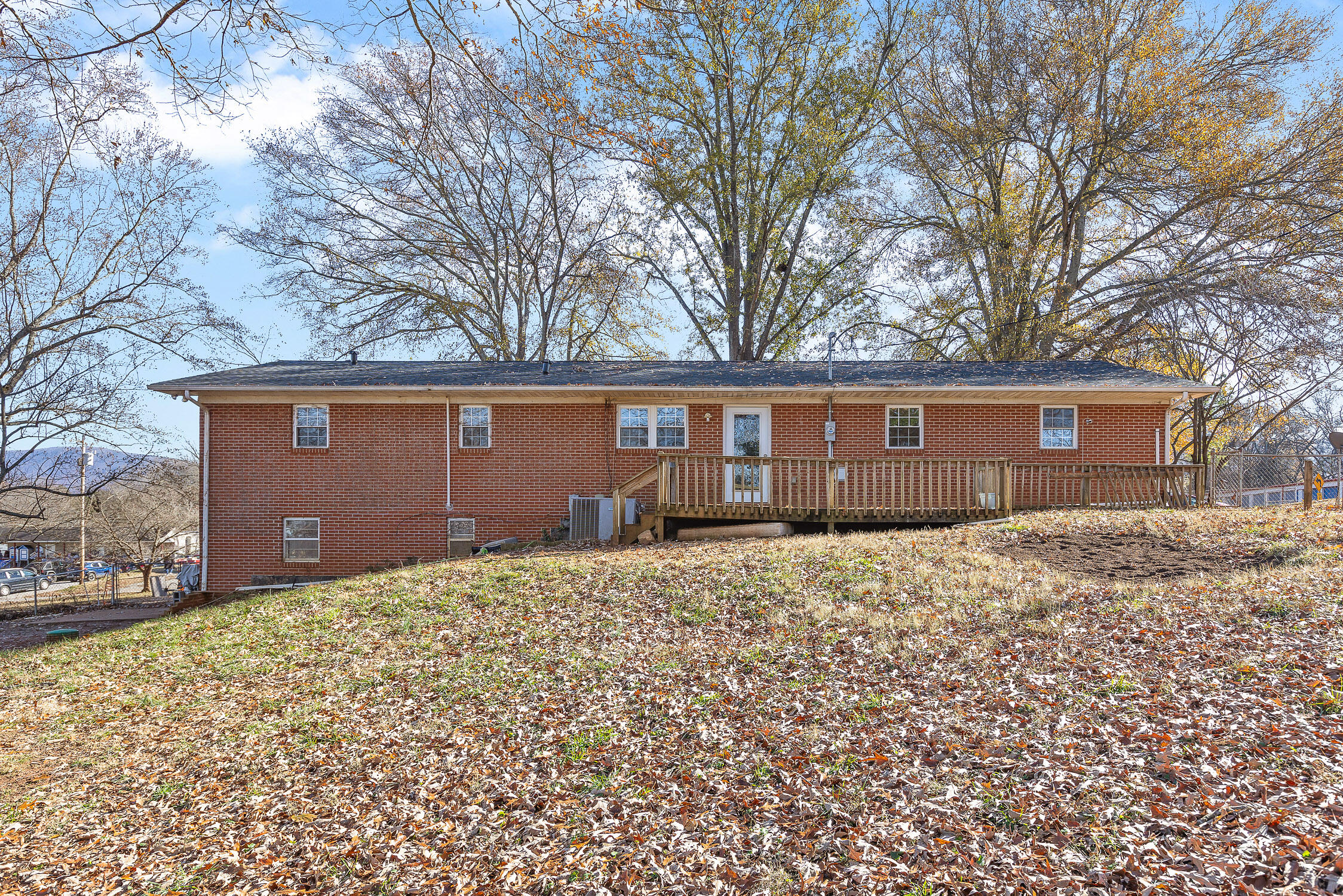 140 Poplar Street