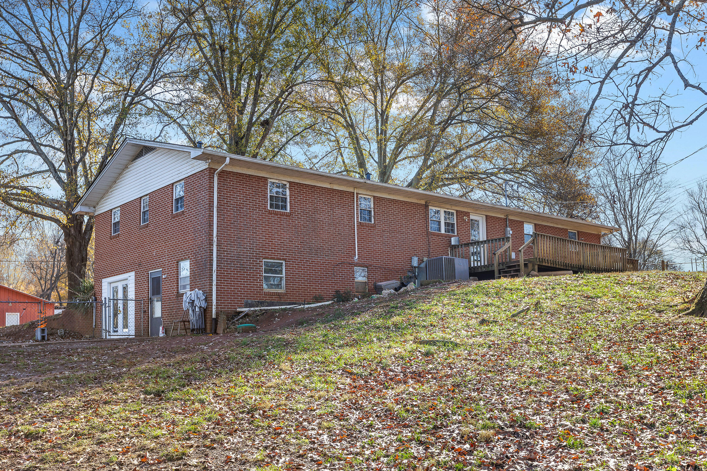140 Poplar Street