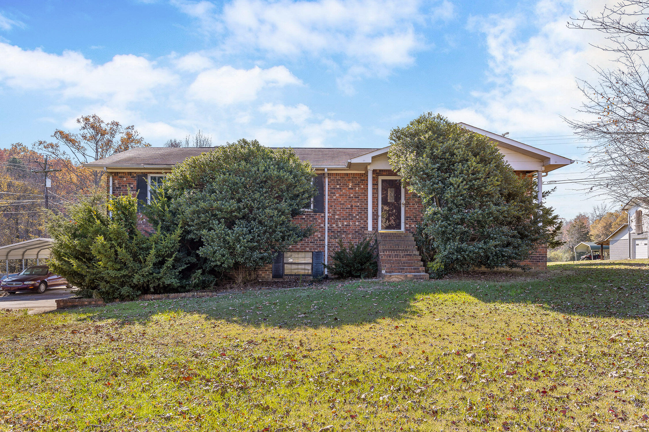 2536 Highway 156