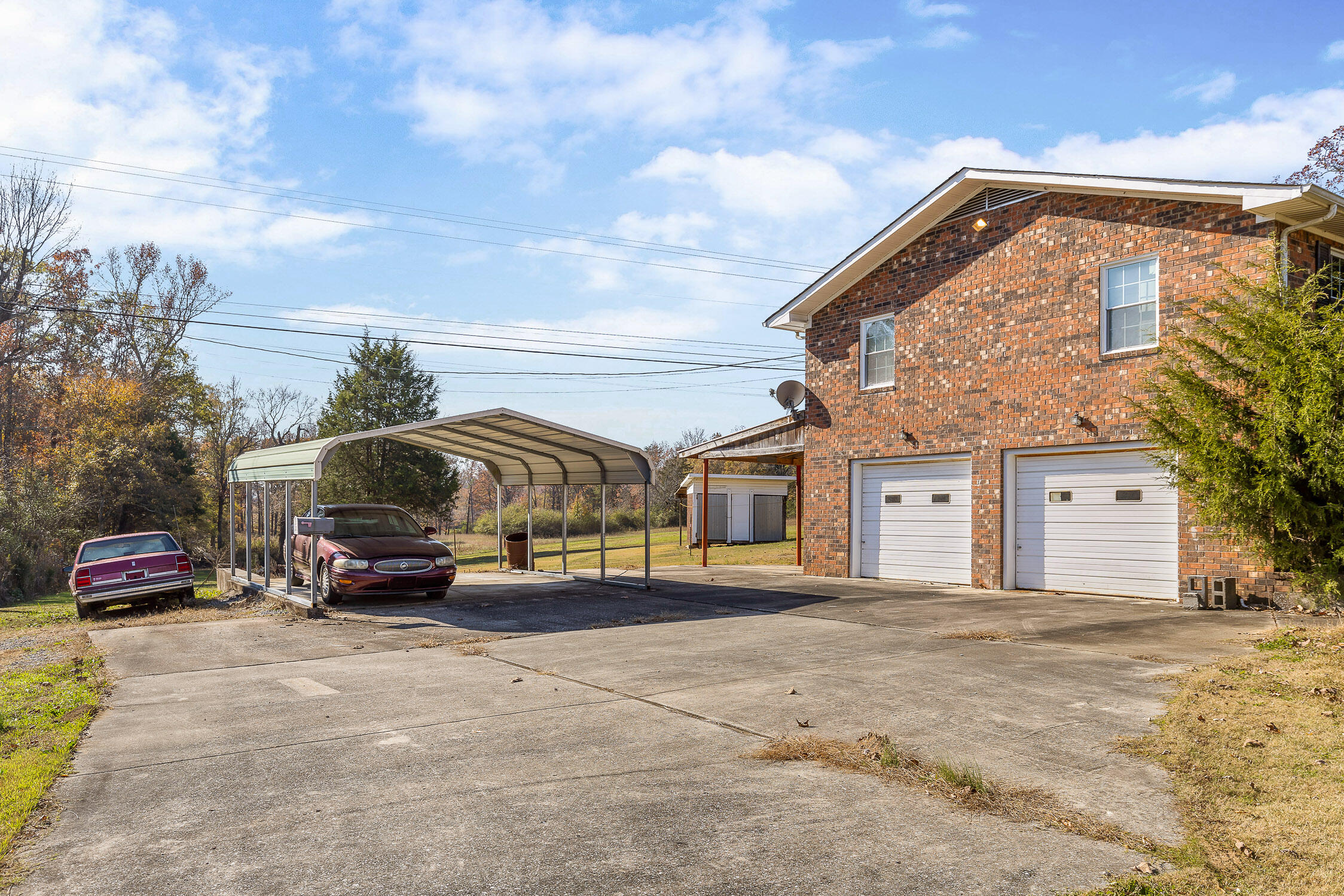 2536 Highway 156