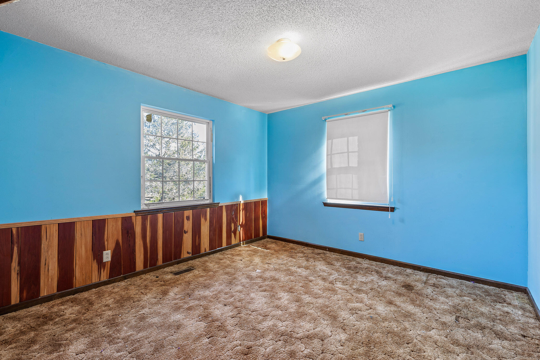 2536 Highway 156