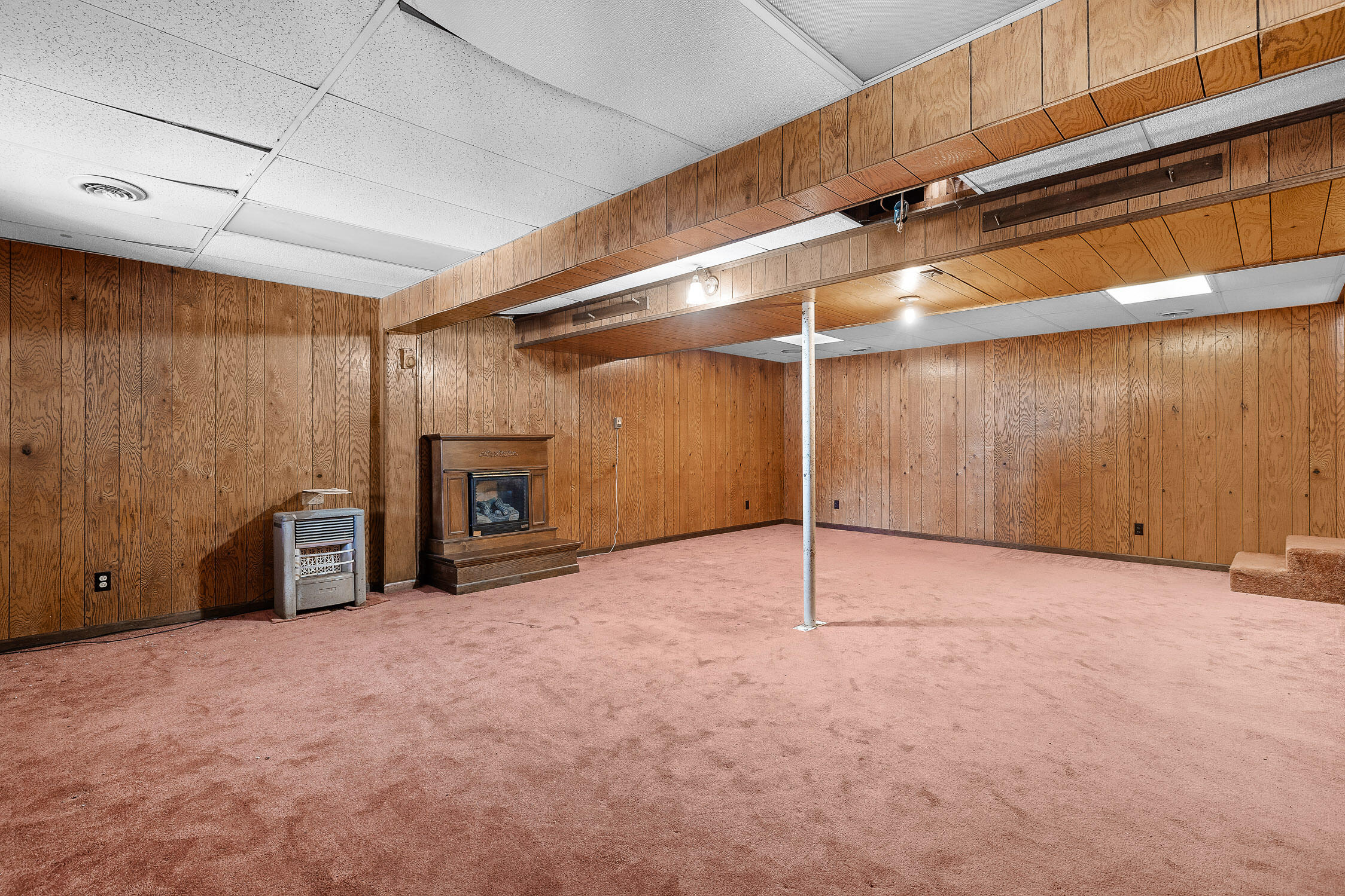 2536 Highway 156