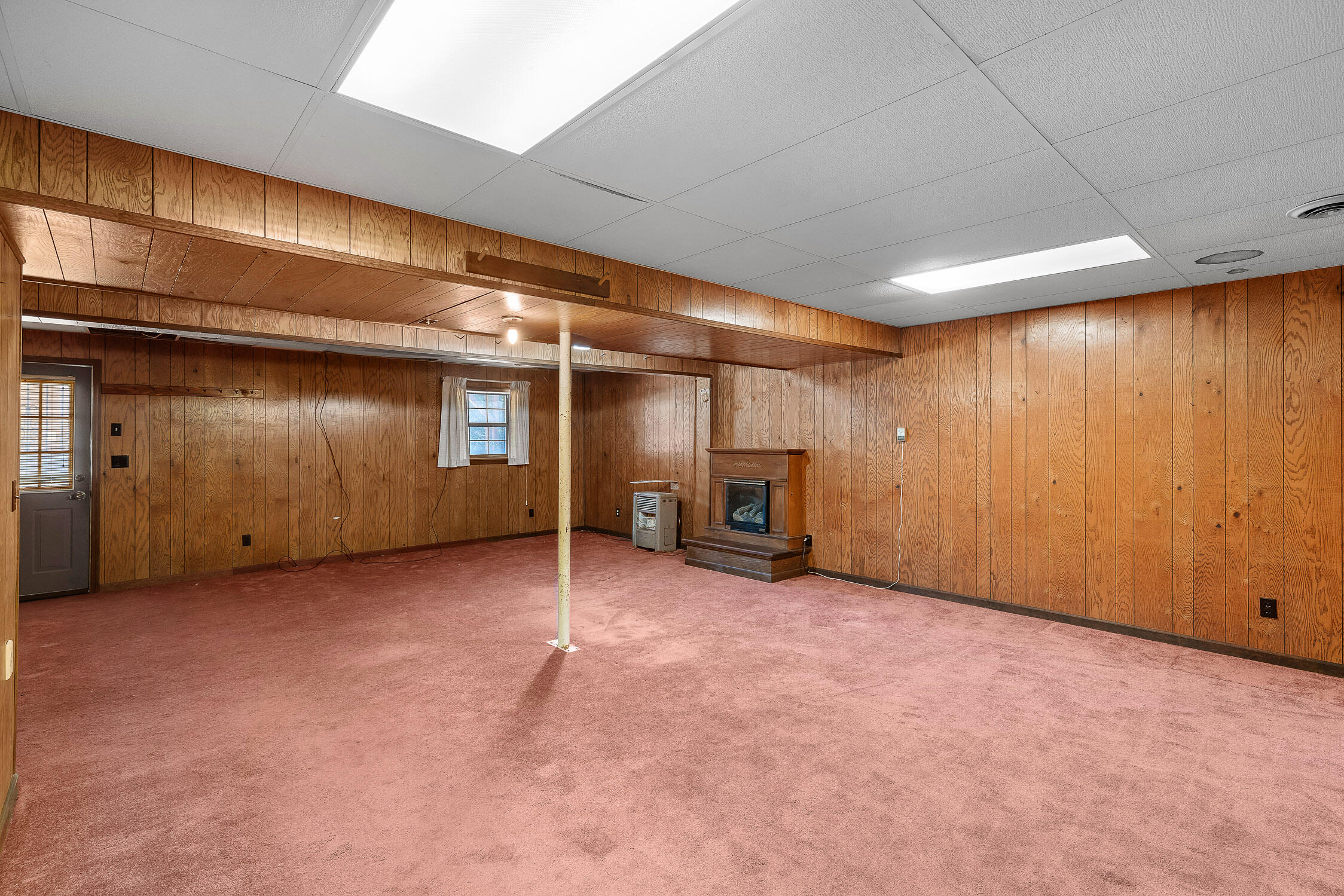 2536 Highway 156