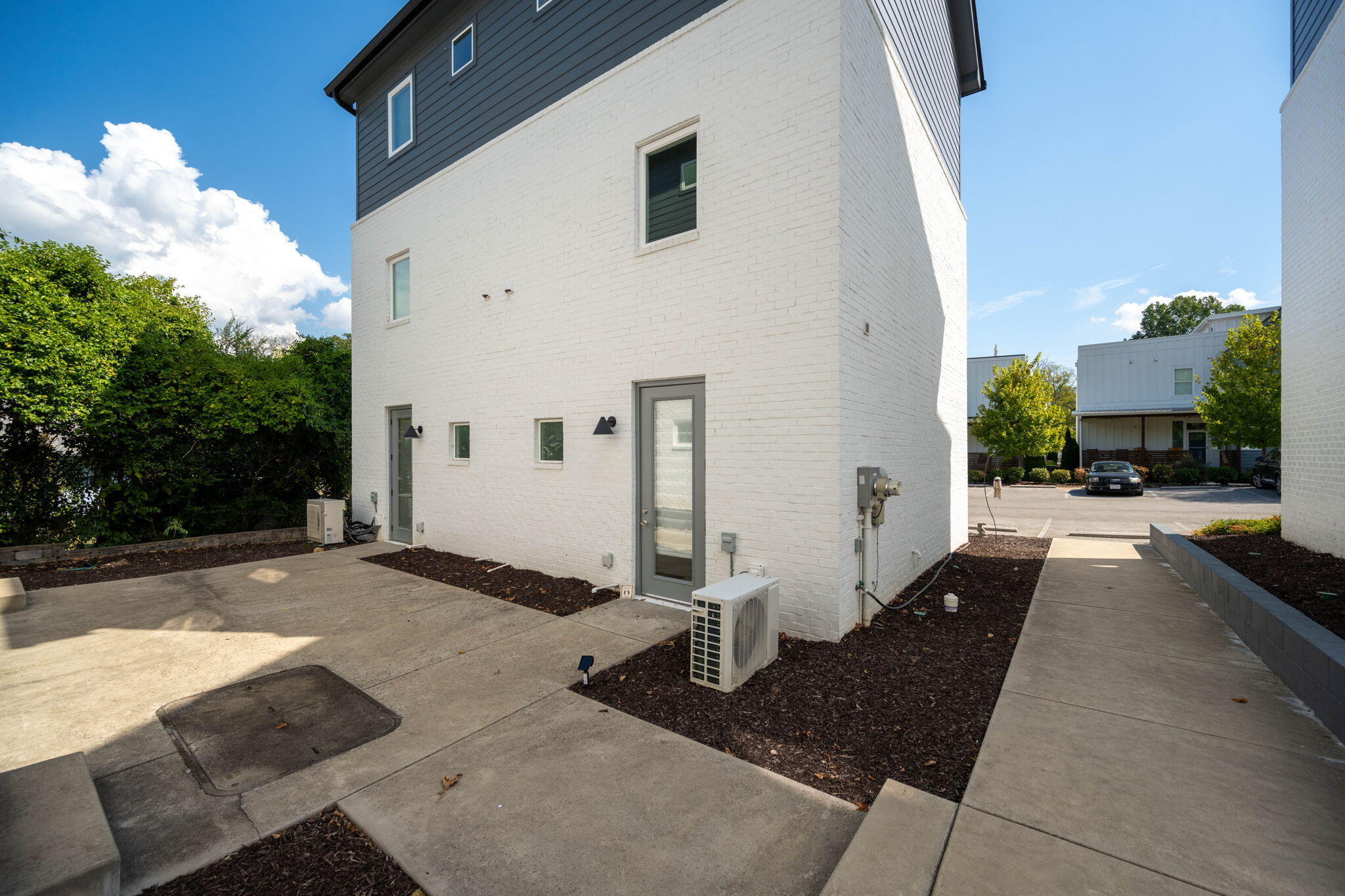 424 Ziegler Street
