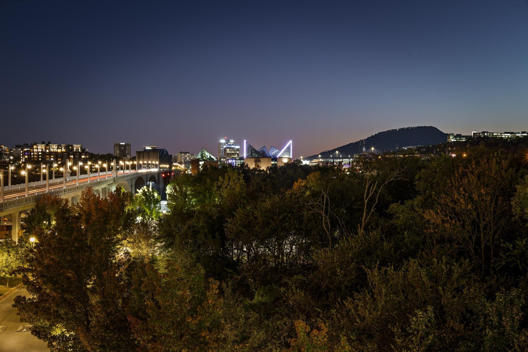 4 Cherokee Boulevard, 409