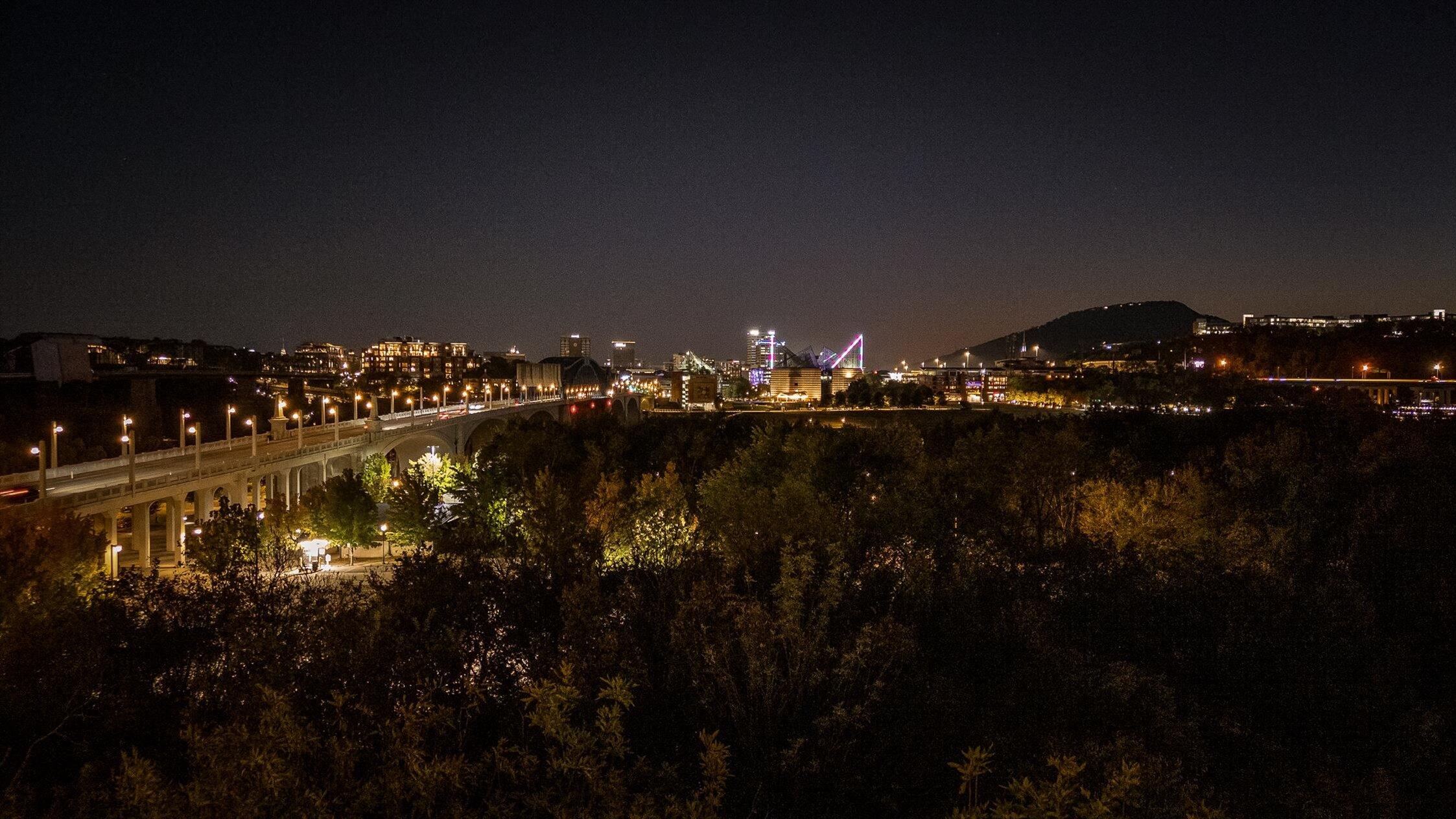 4 Cherokee Boulevard, 409