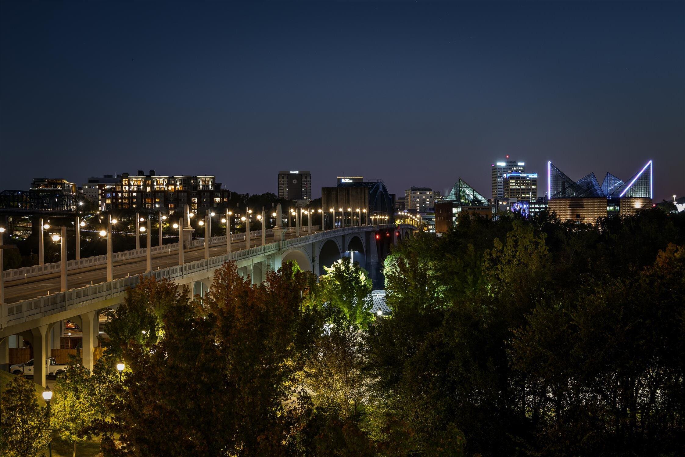 4 Cherokee Boulevard, 409