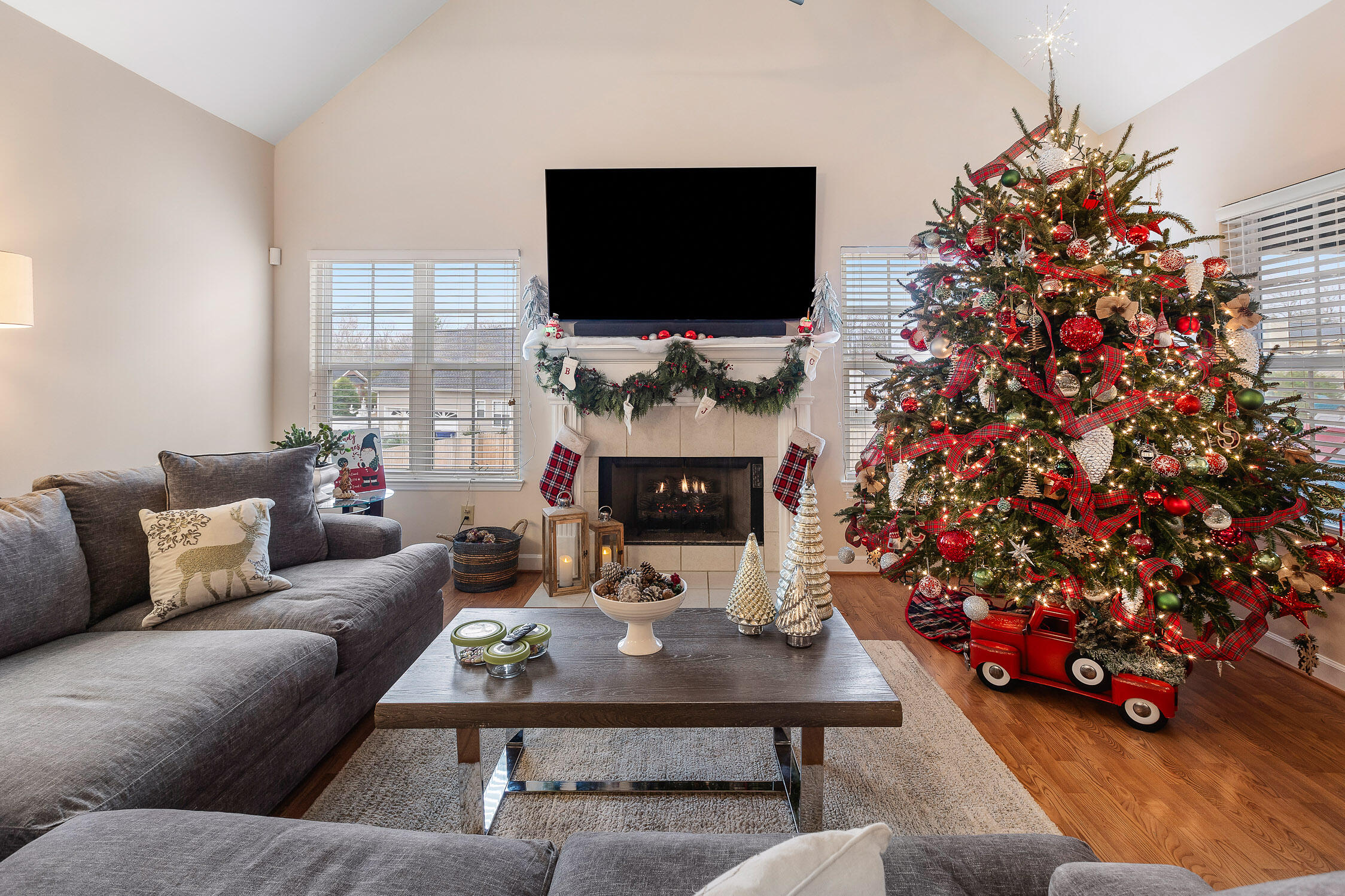 2323 Laurelton Creek Lane
