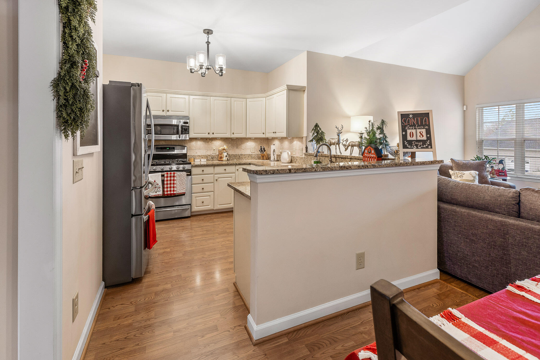 2323 Laurelton Creek Lane