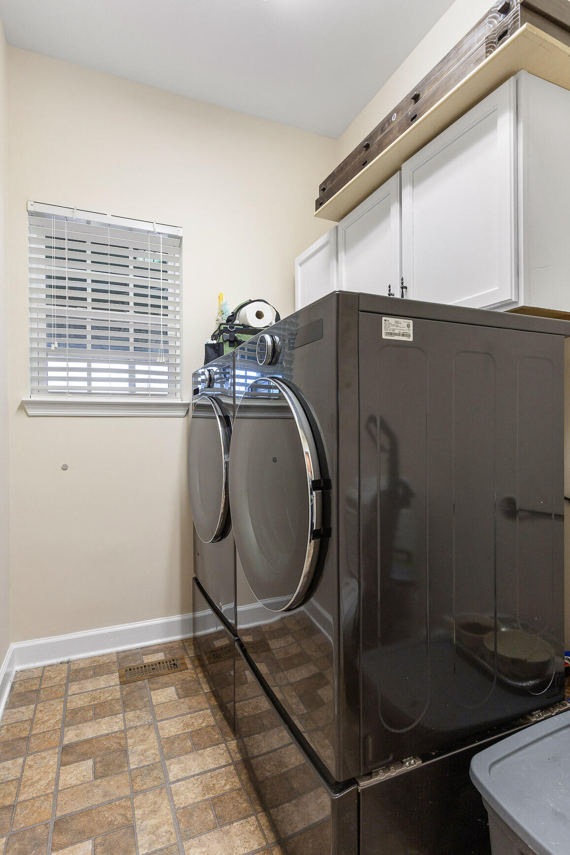 2323 Laurelton Creek Lane