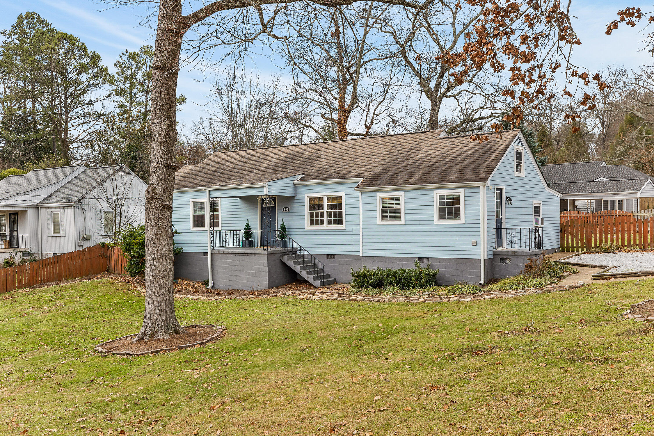 904 Linden Hall Road
