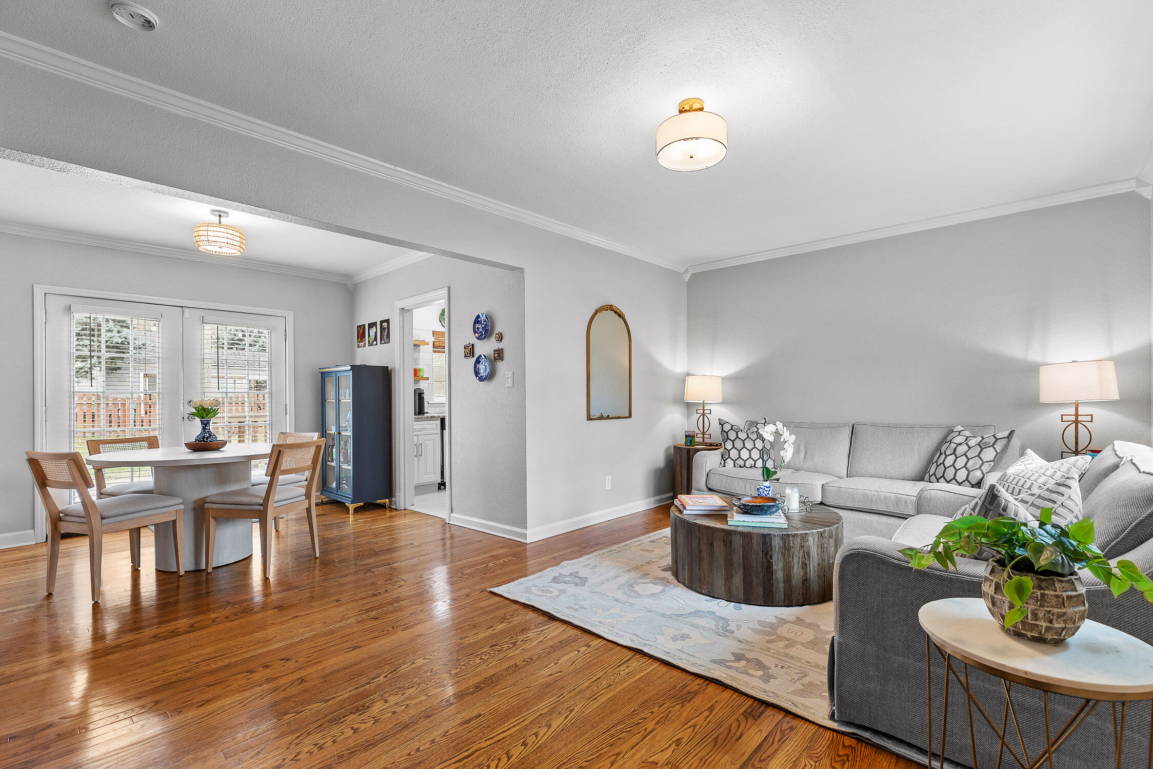 904 Linden Hall Road