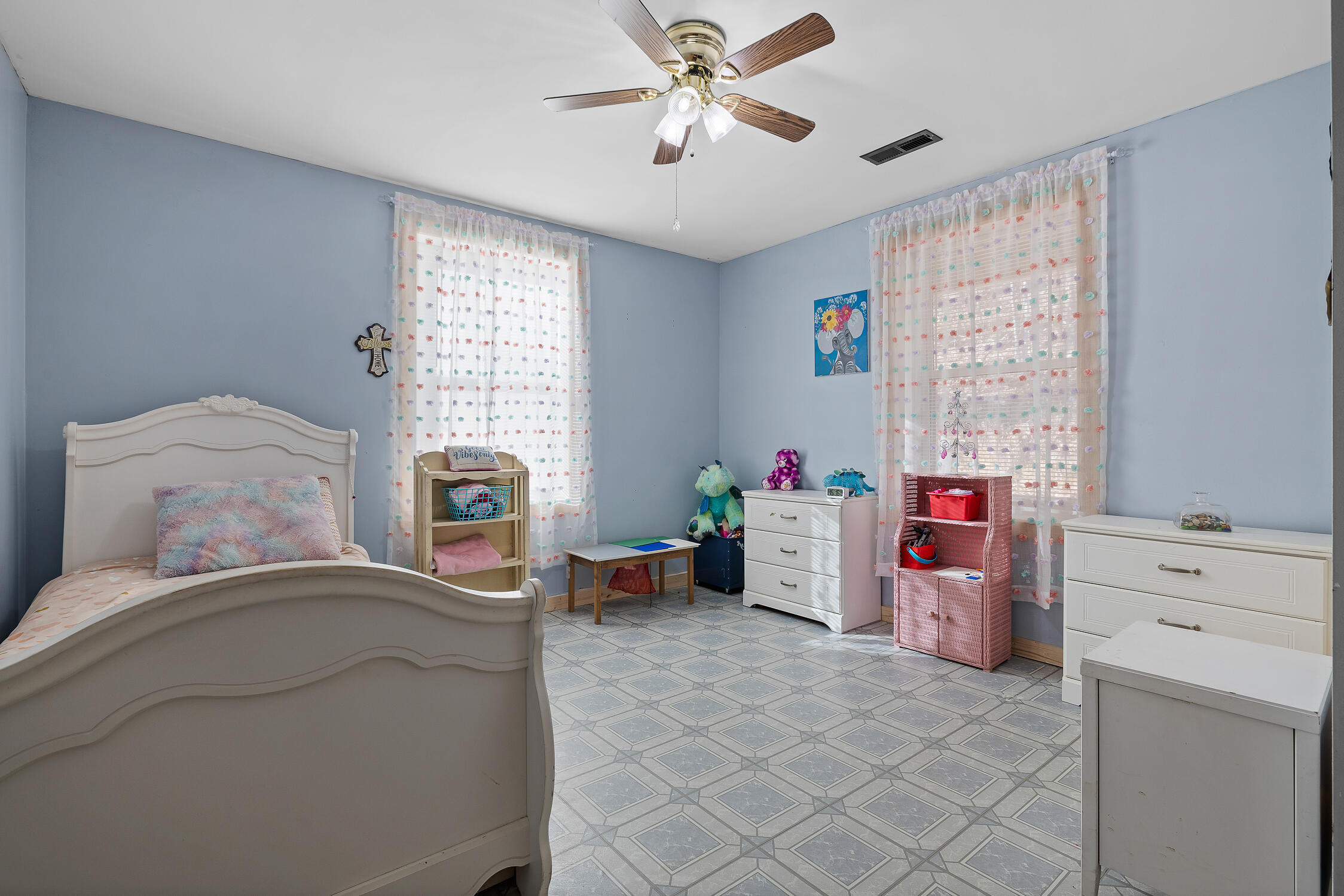 1158 Pryor Cove Road