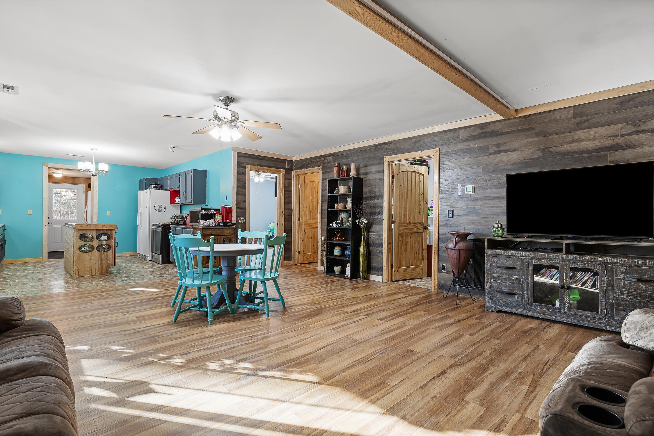 1158 Pryor Cove Road