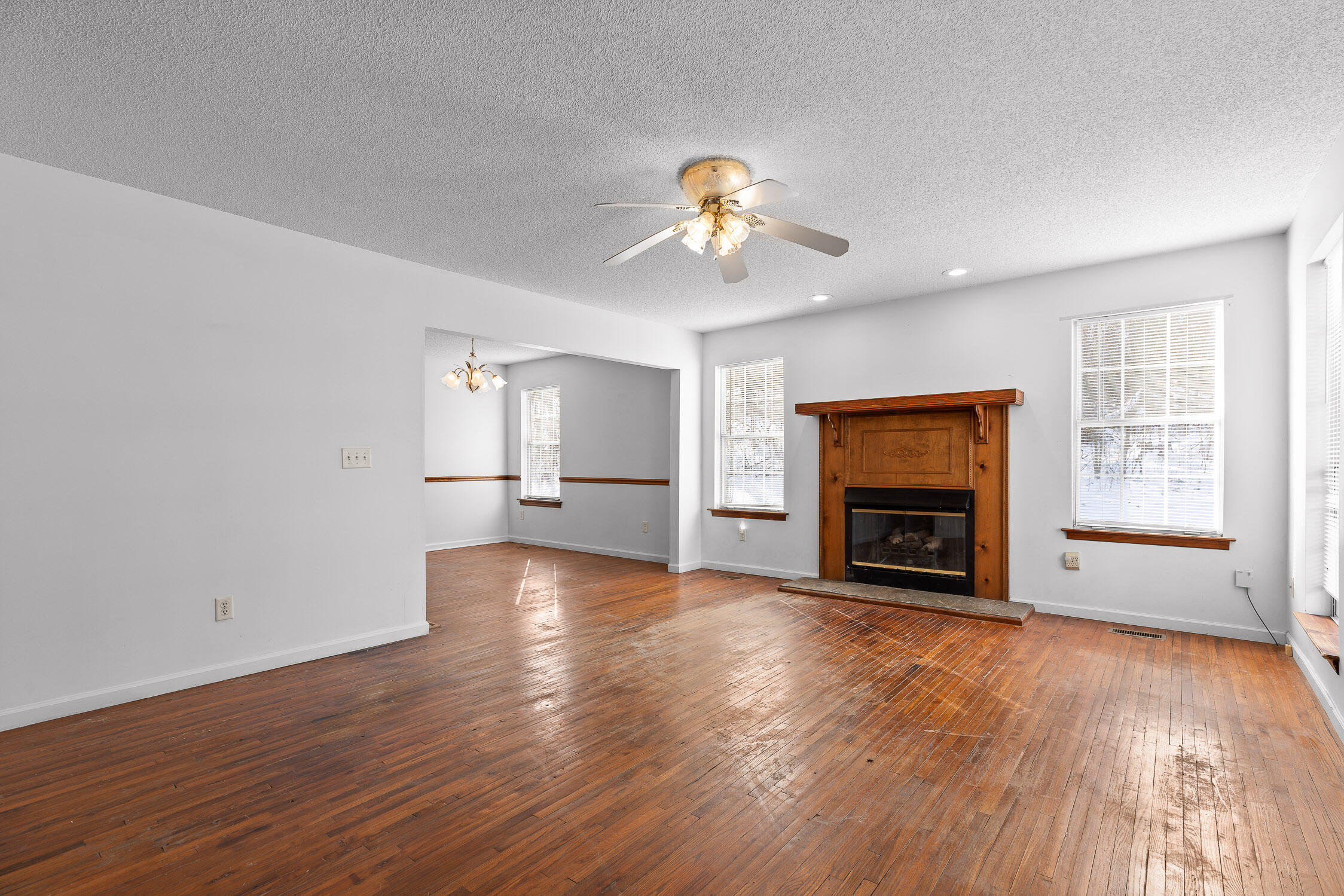 14319 Bluffview Drive